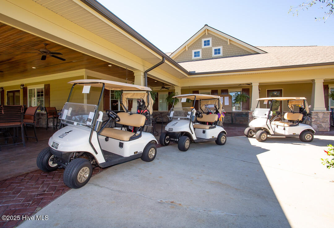 100467747 | Photo 16