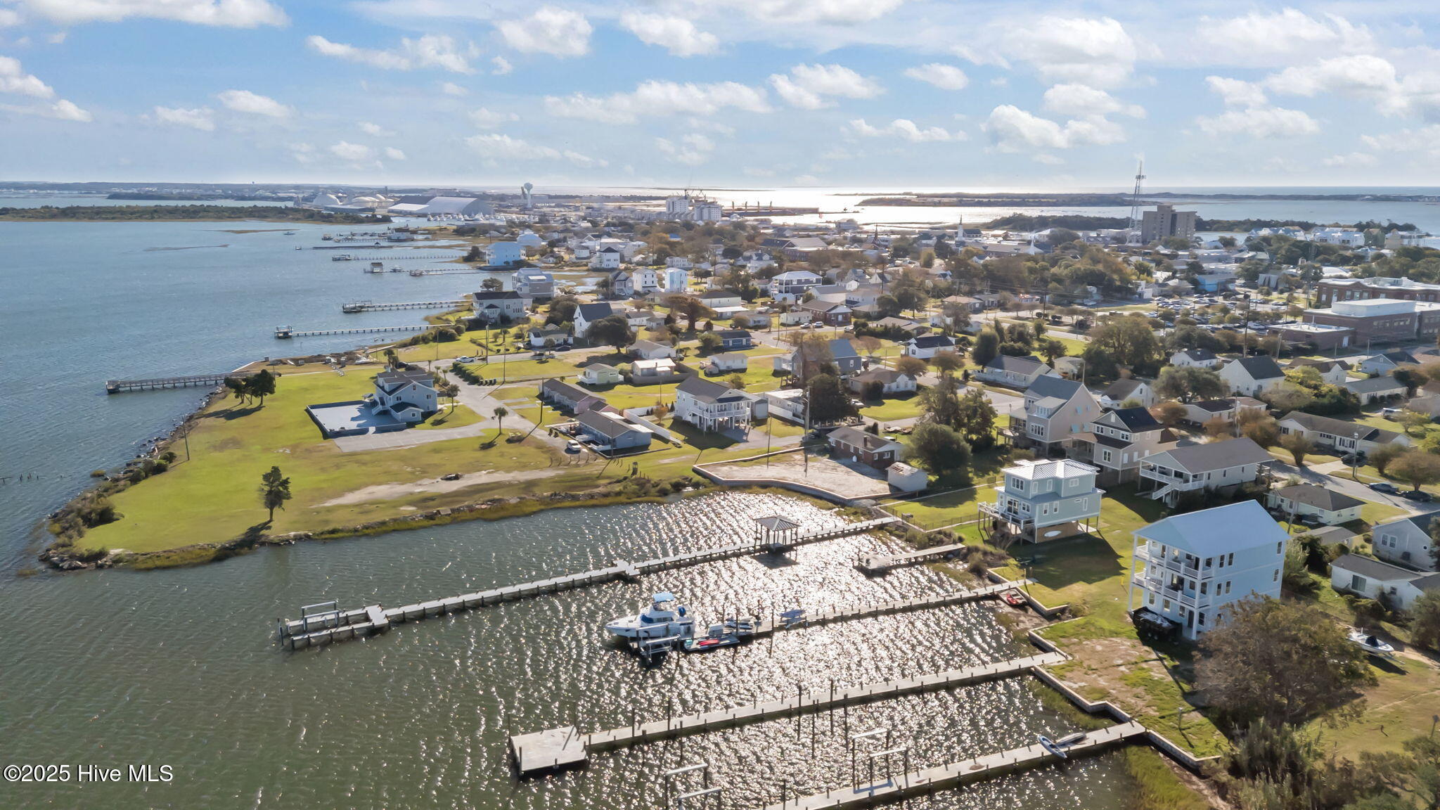 1208 Avery Street,Morehead City