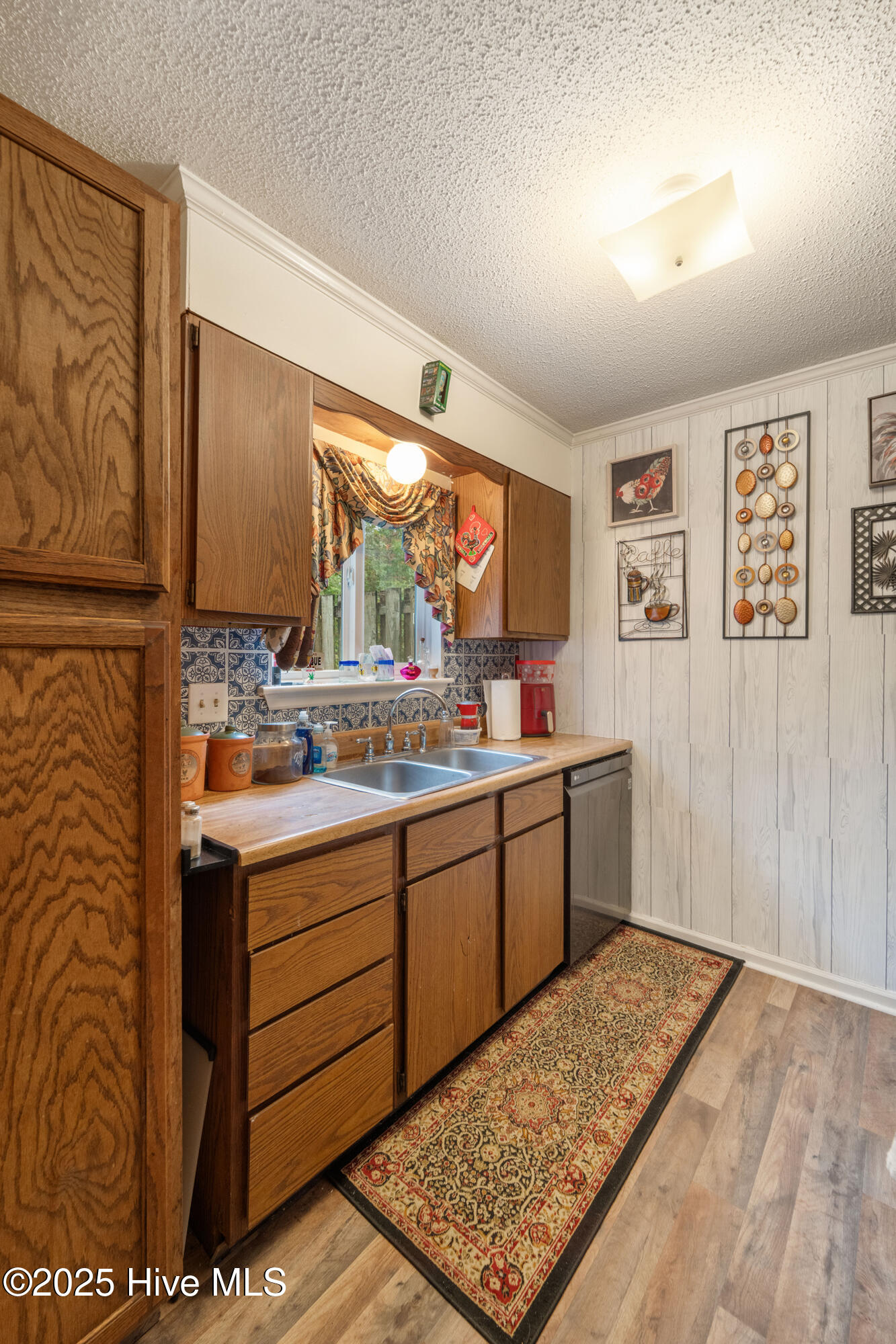 100538926 | Photo 32