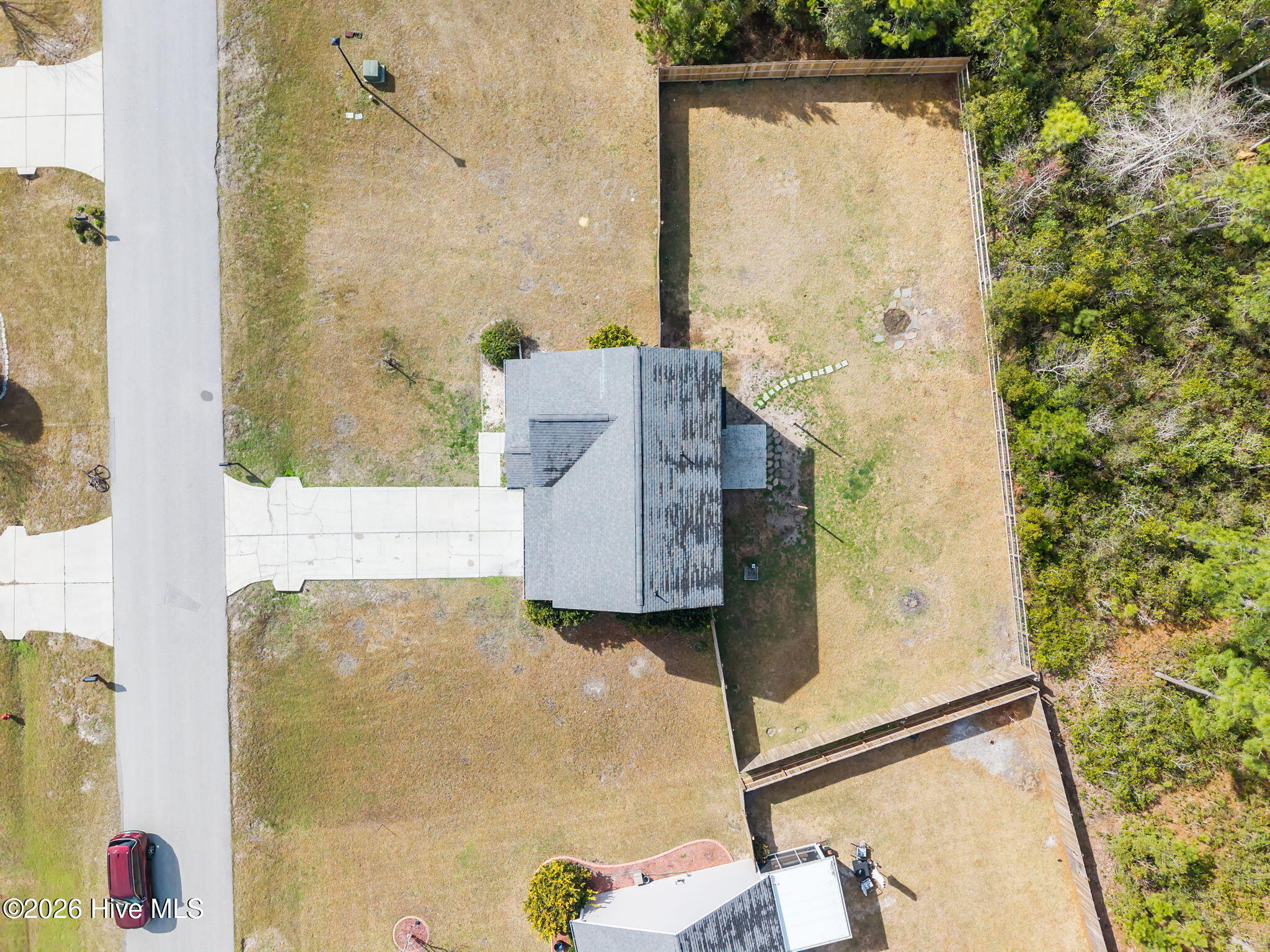 100557440 | Photo 50