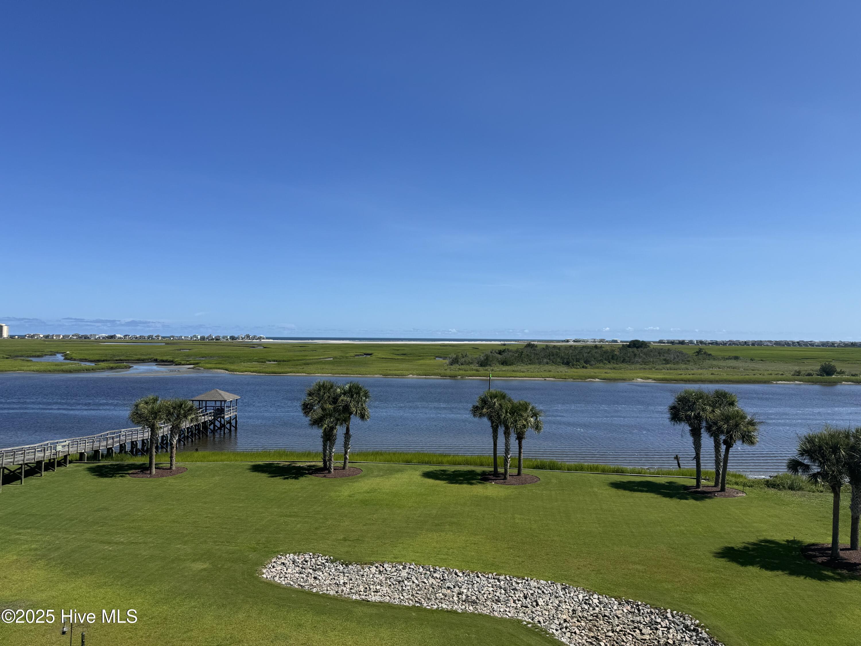 100528536 | Photo 13