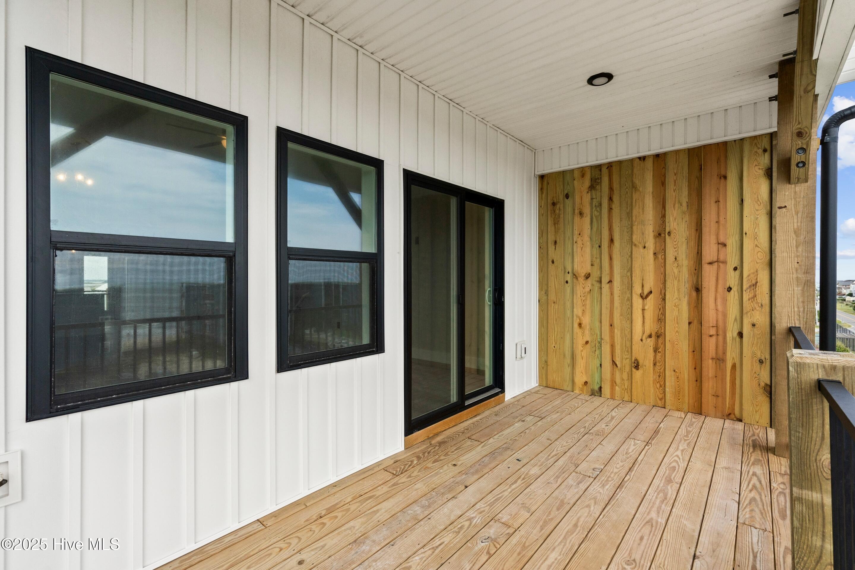 100478473 | Photo 20