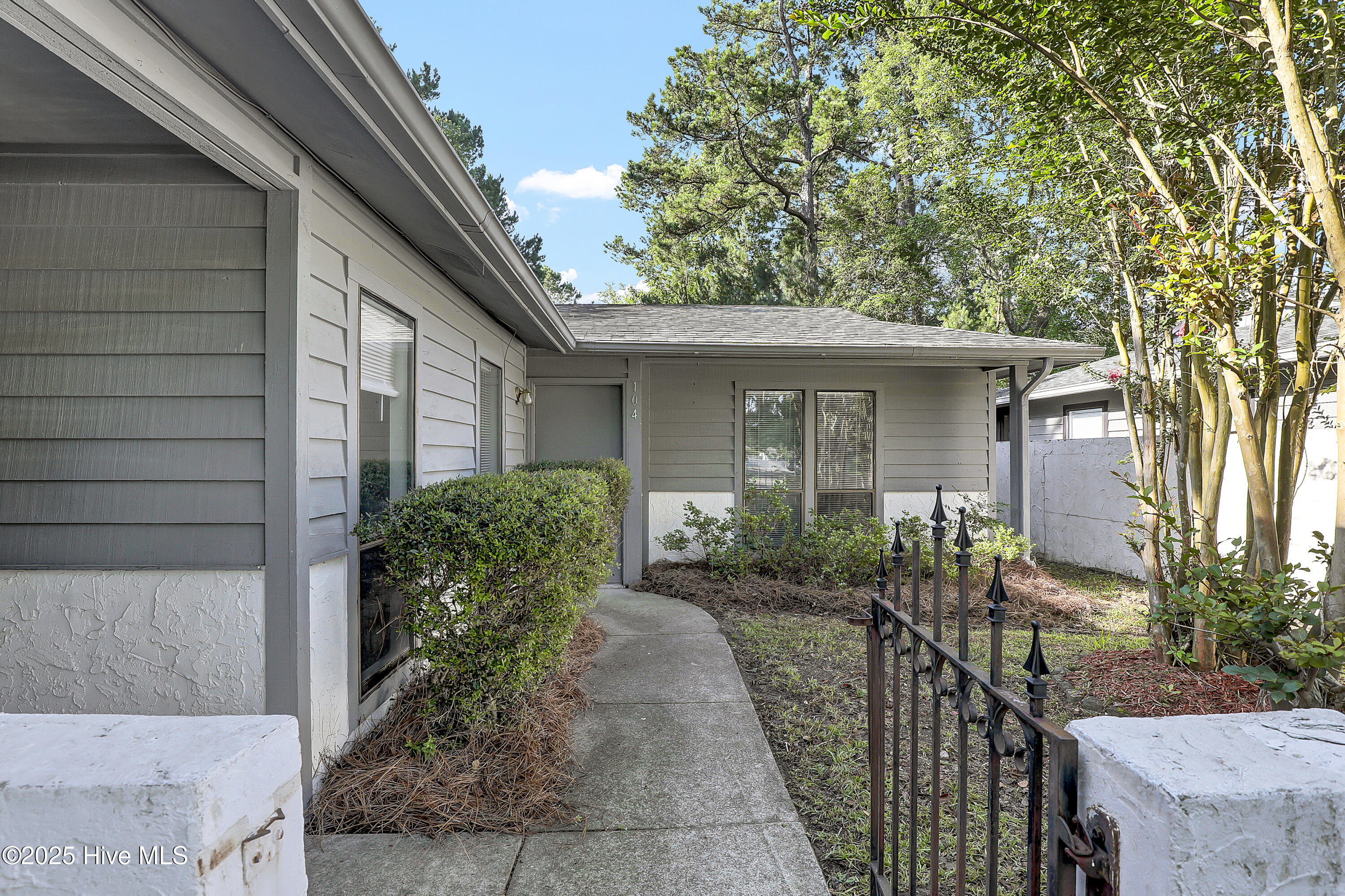 100543829 | Photo 21