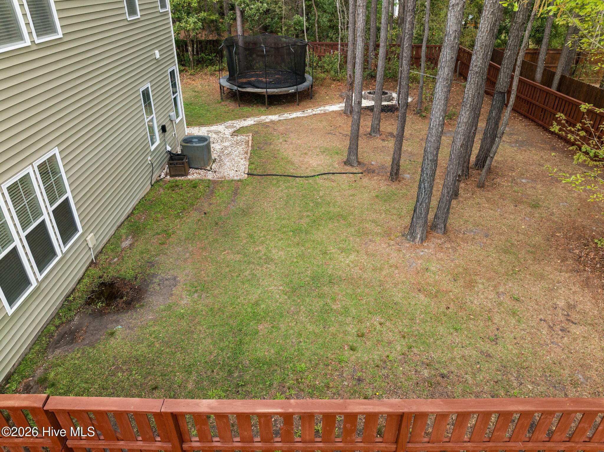 100565759 | Photo 41