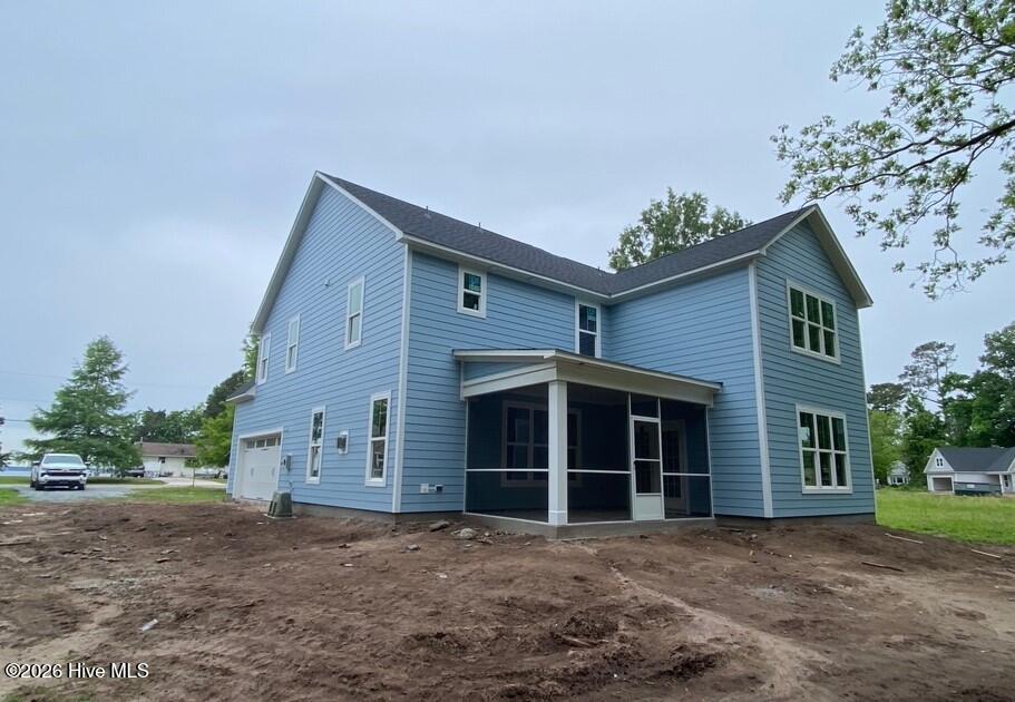 100570636 | Photo 31