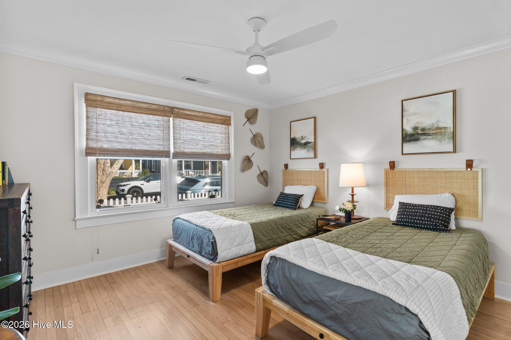 100557813 | Photo 27