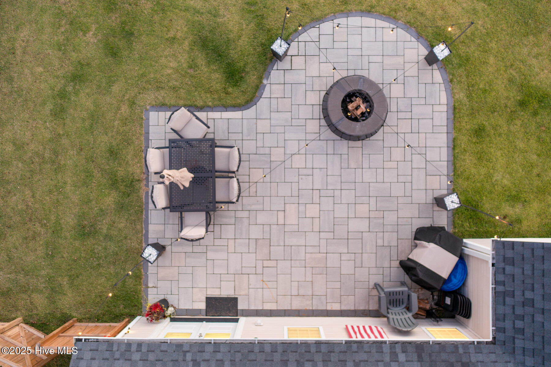 100539612 | Photo 21