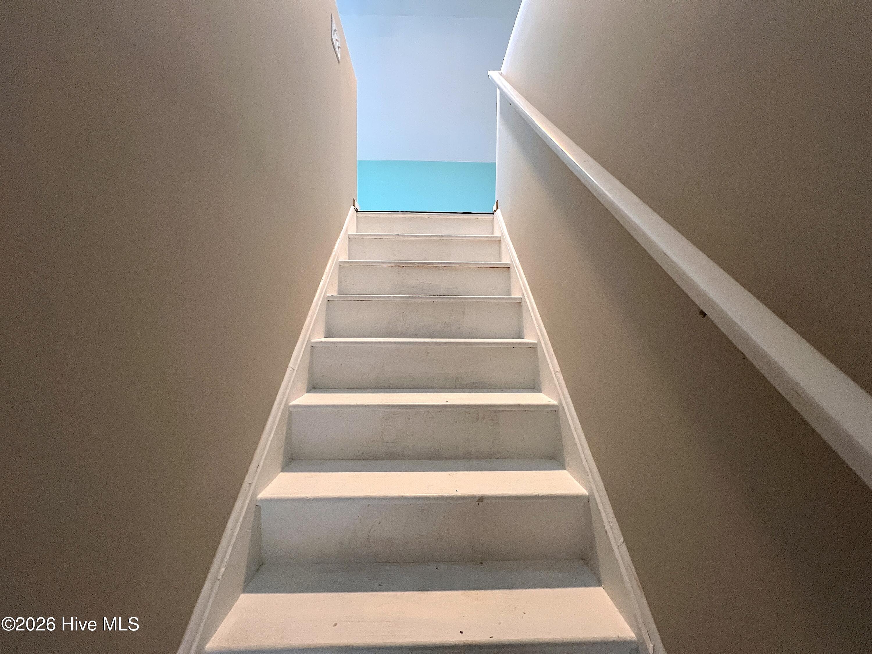 100550759 | Photo 28