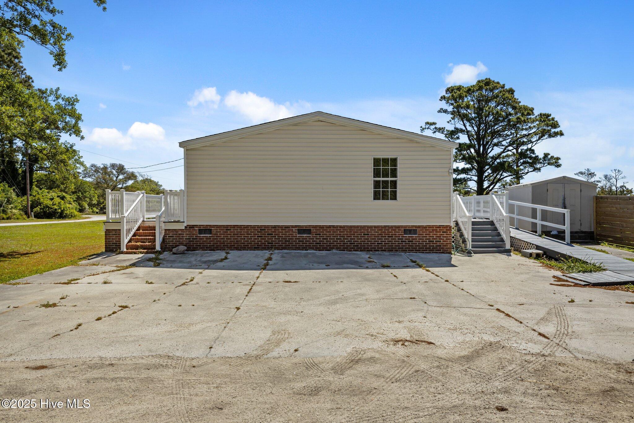 198 Styron Creek Road,Sea Level