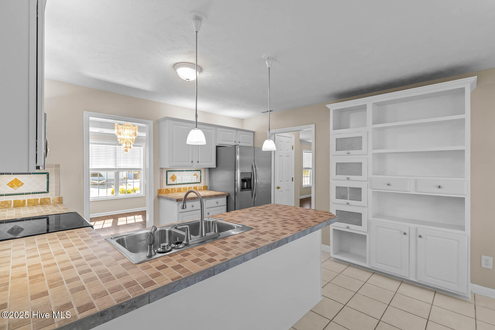 100538607 | Photo 17