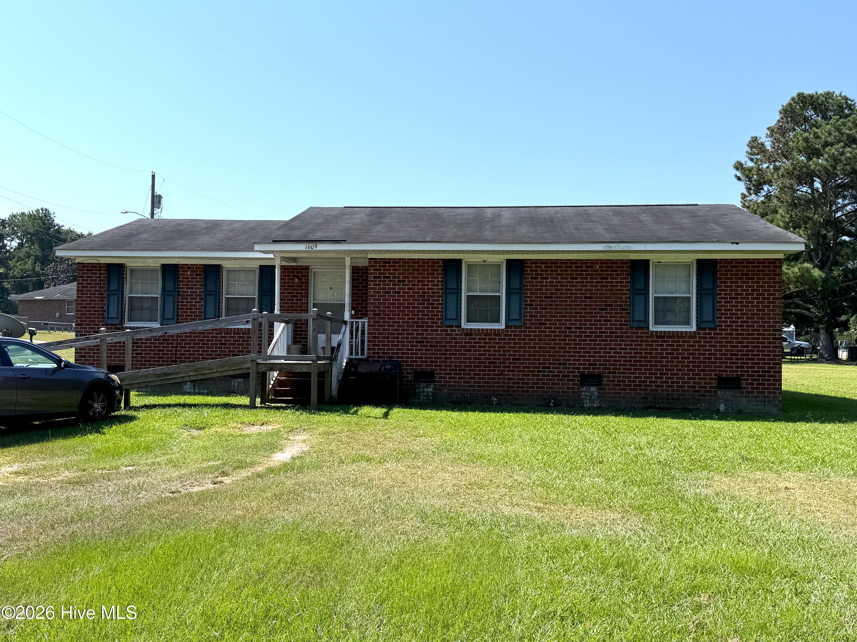 Exterior photo of 1609 Vernon Road, Rocky Mount, NC 27801. MLS: 100600814