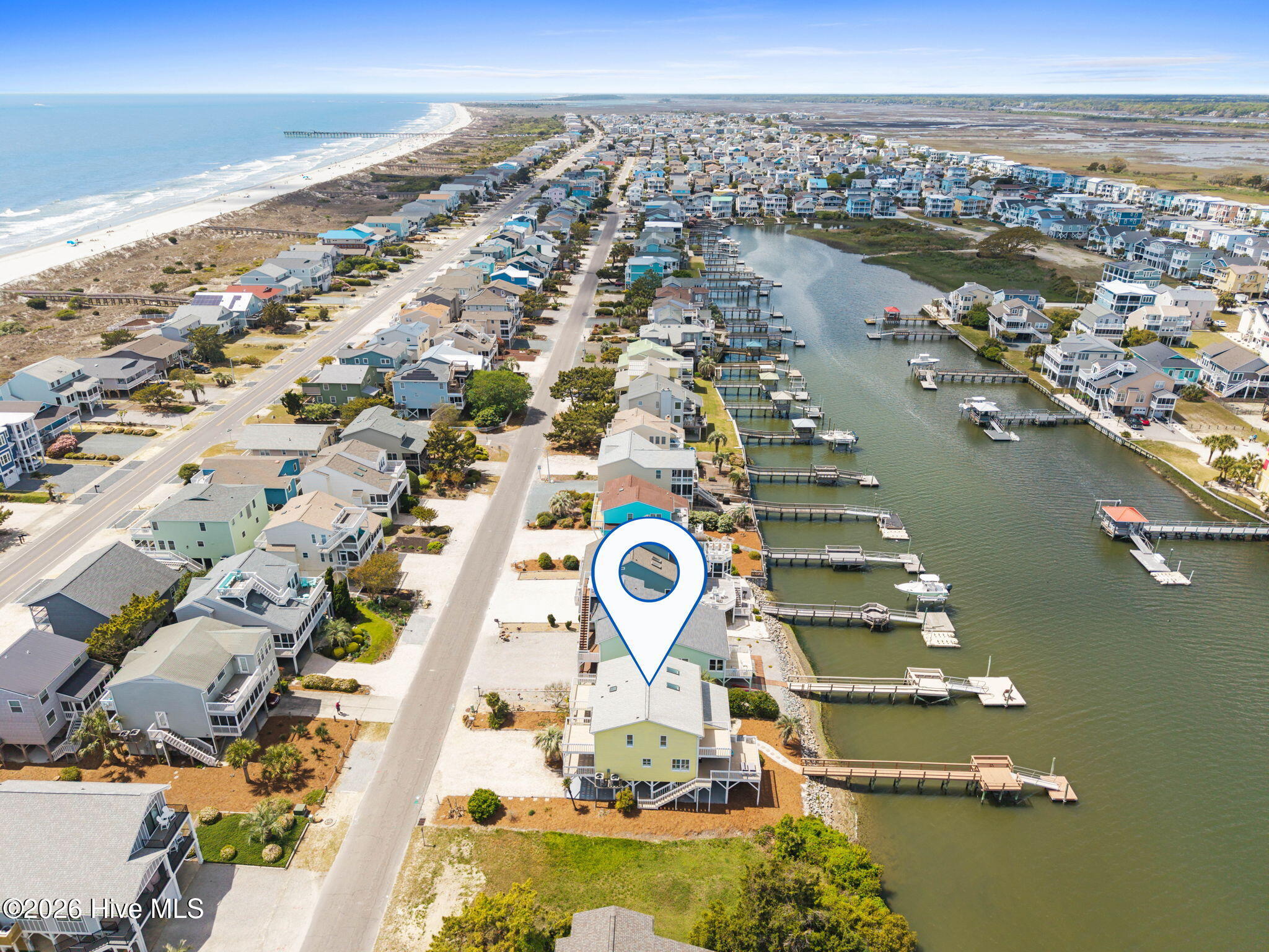 100566537 | Photo 47