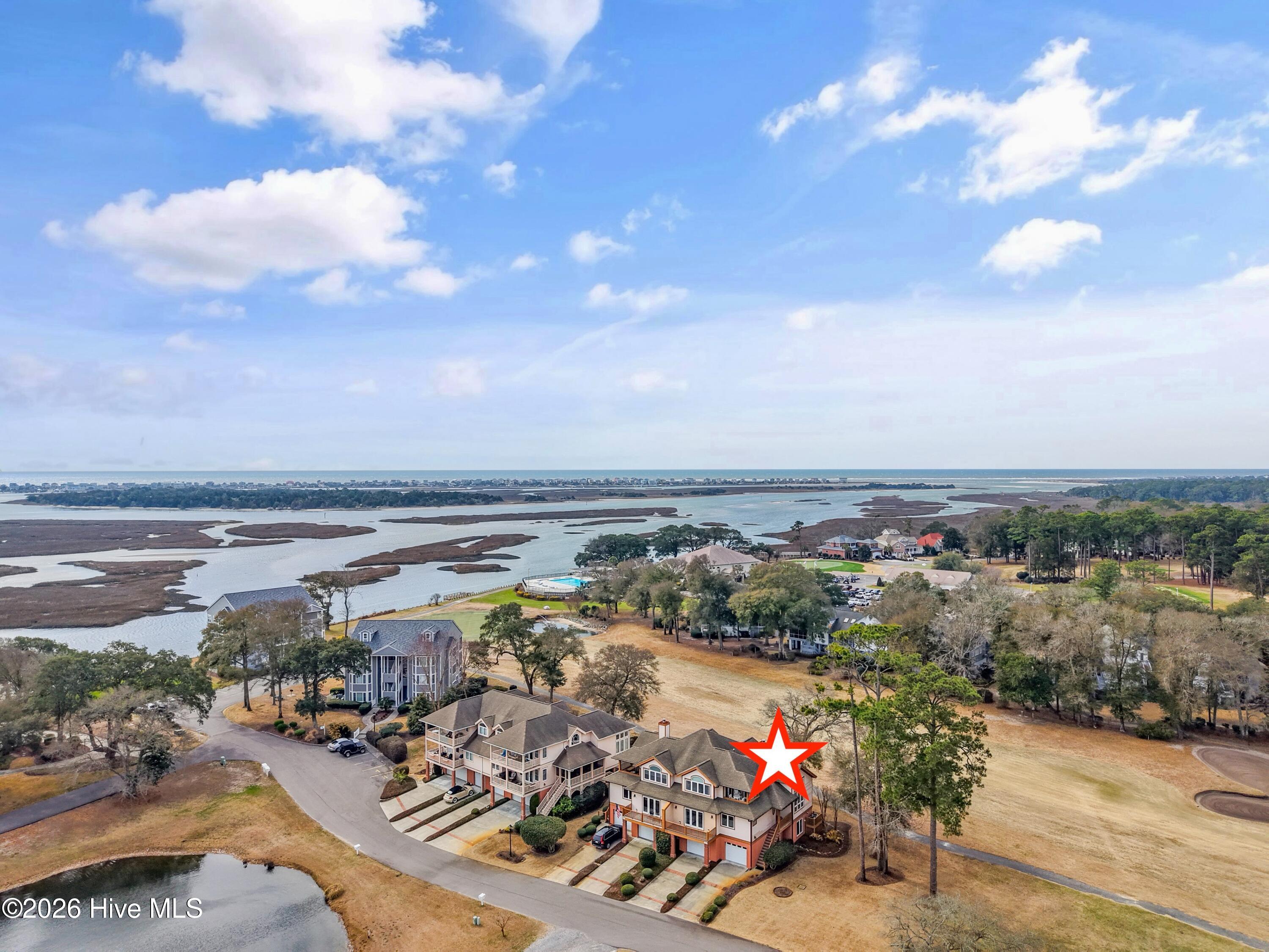 100557427 | Photo 68