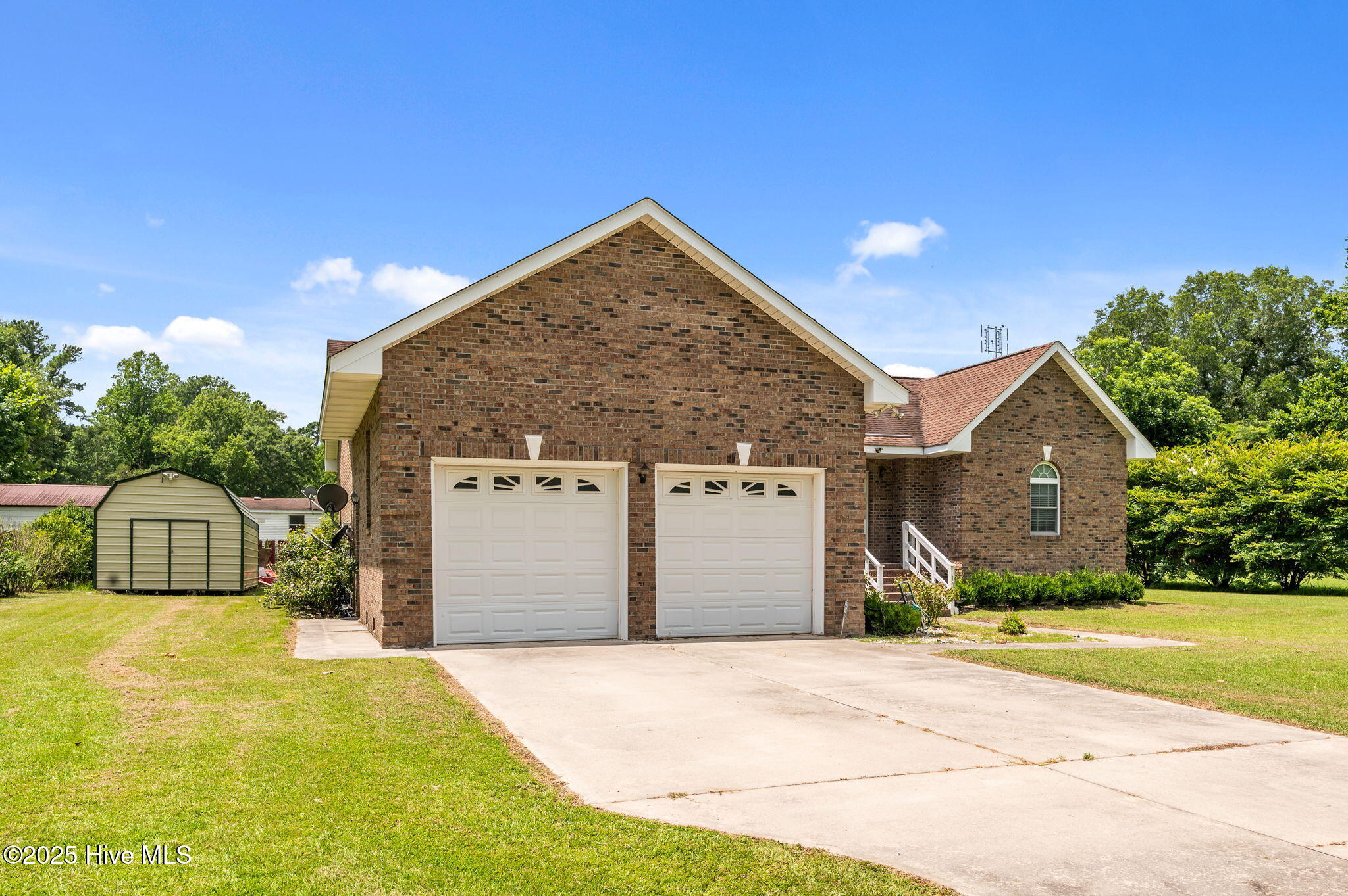 Homes for sale in Pinetown, NC | 102 Carl'S Woods Dr, Pinetown, NC 27865 | MLS# 100518573