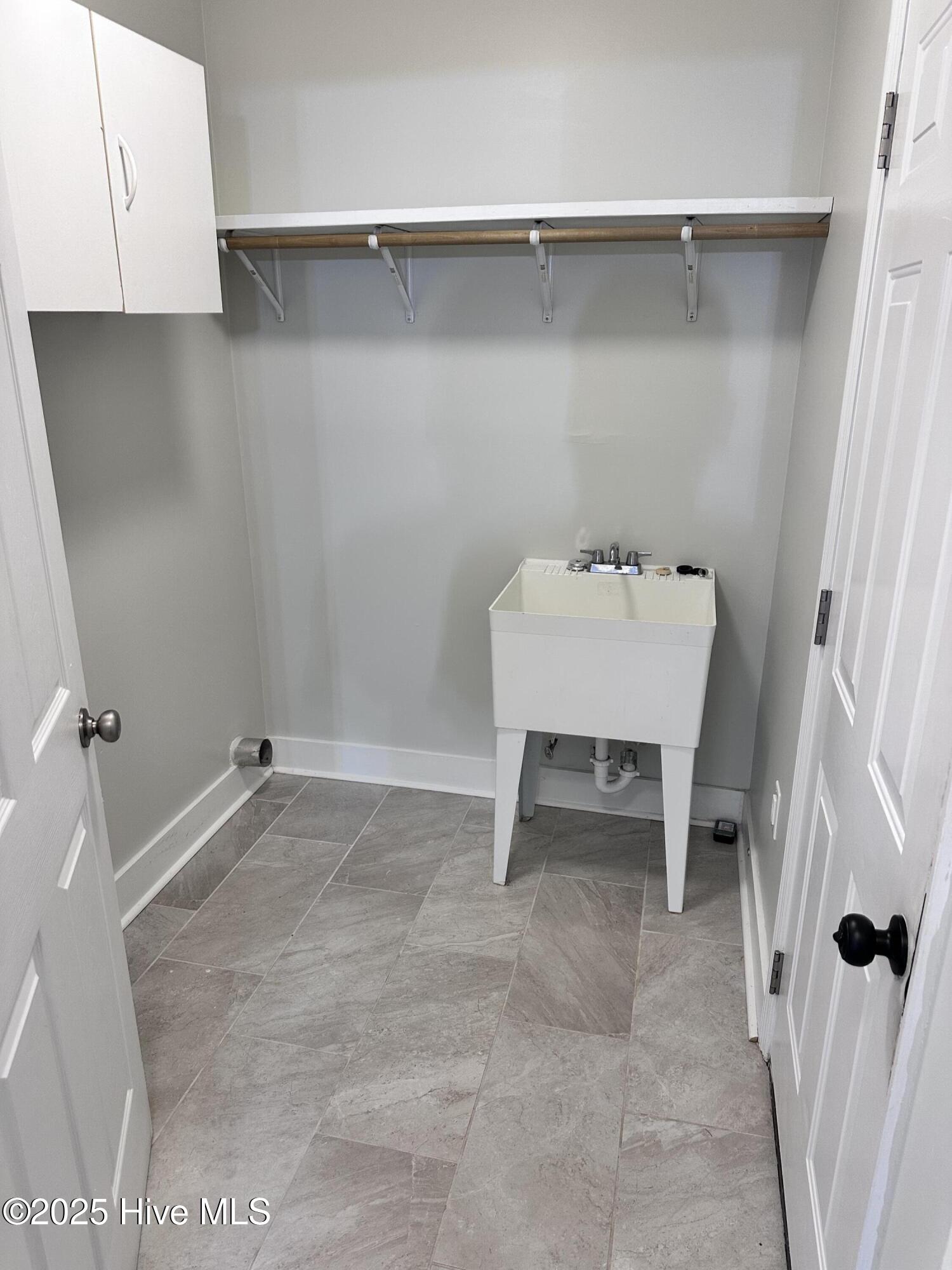 100534711 | Photo 26