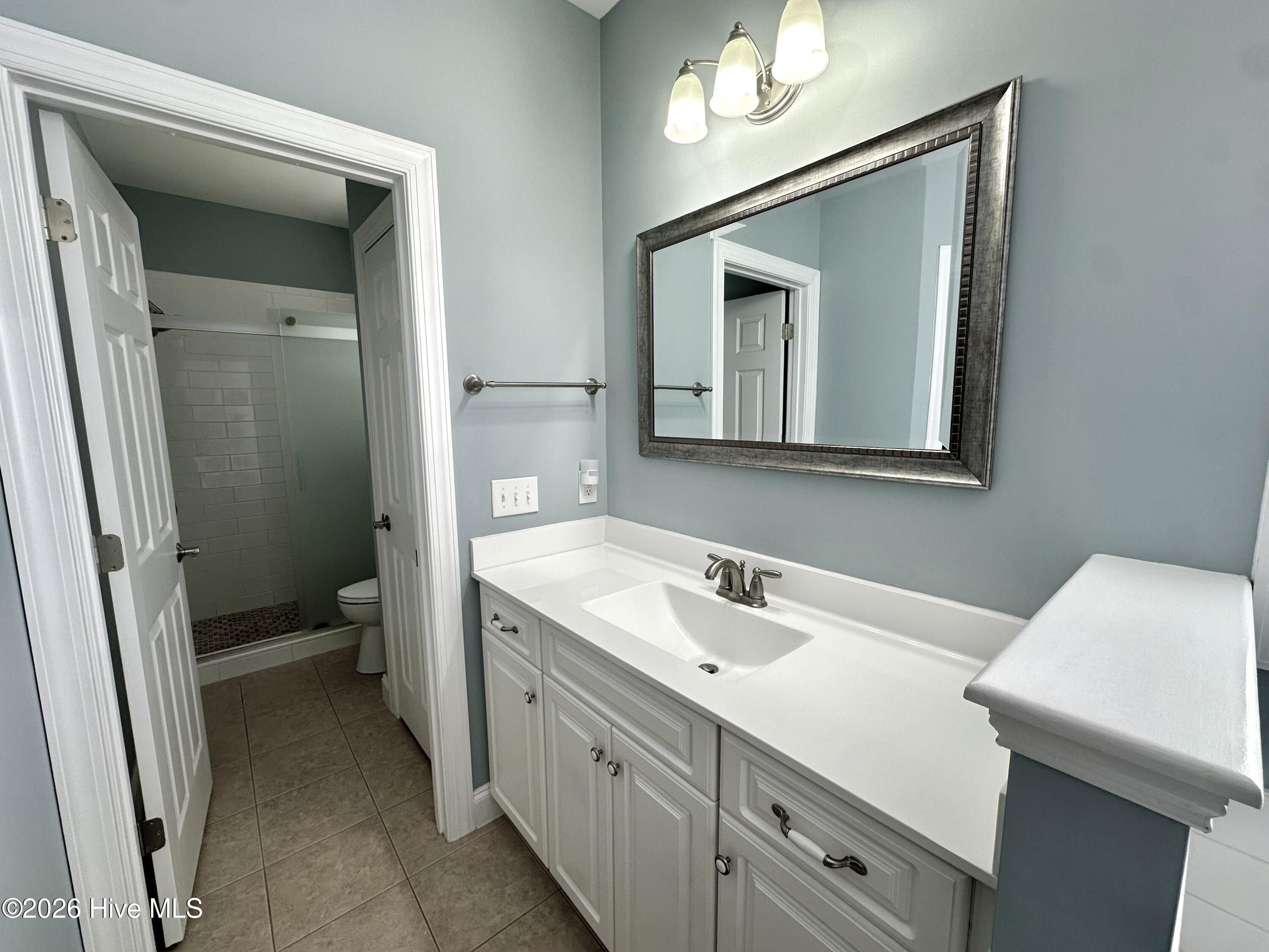 100555837 | Photo 16