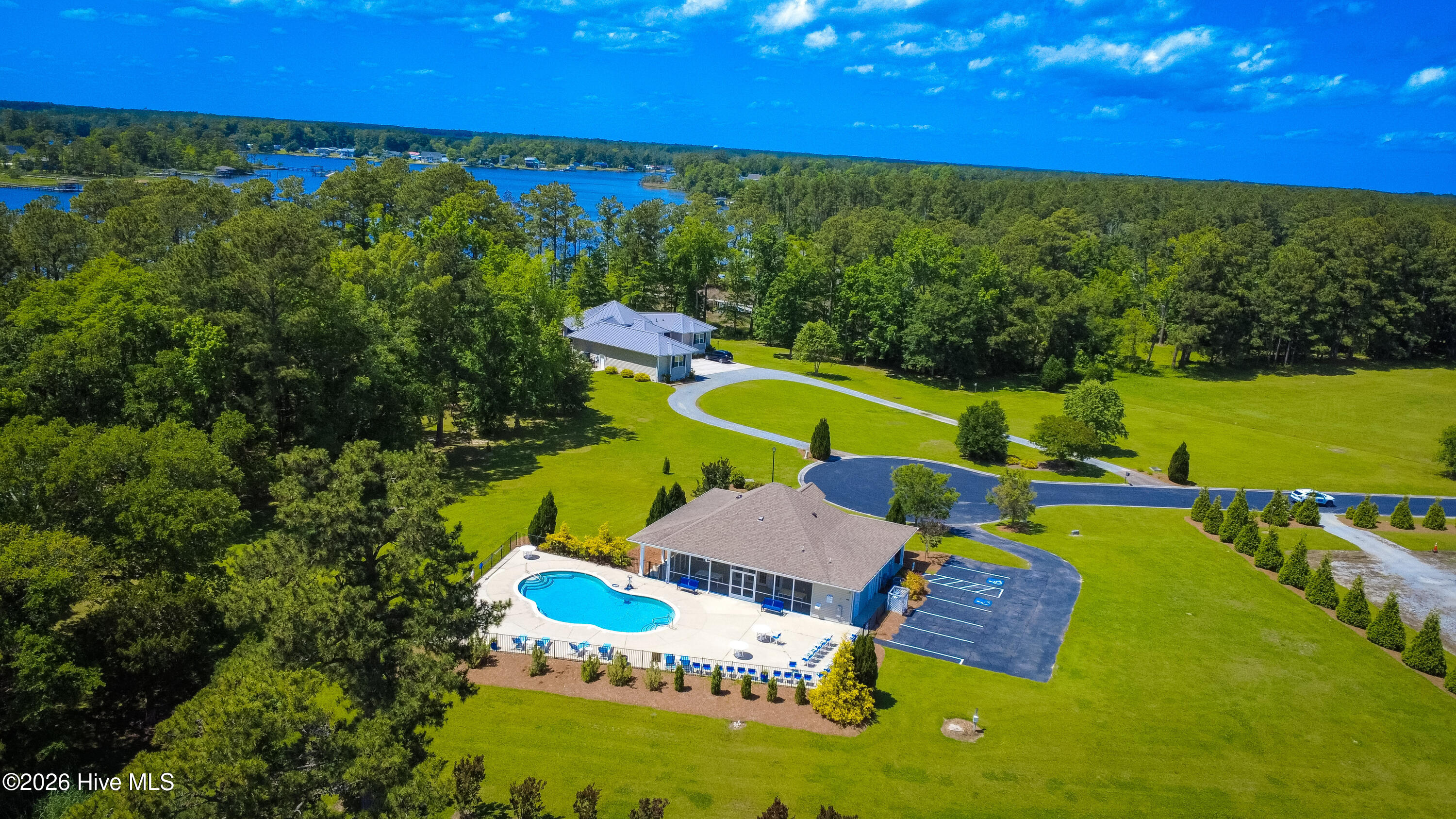 272 Southern Plantation Drive S,Oriental