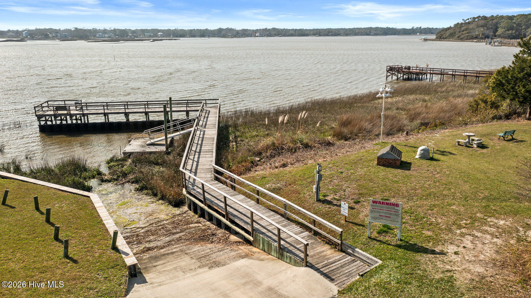 100547526 | Photo 52