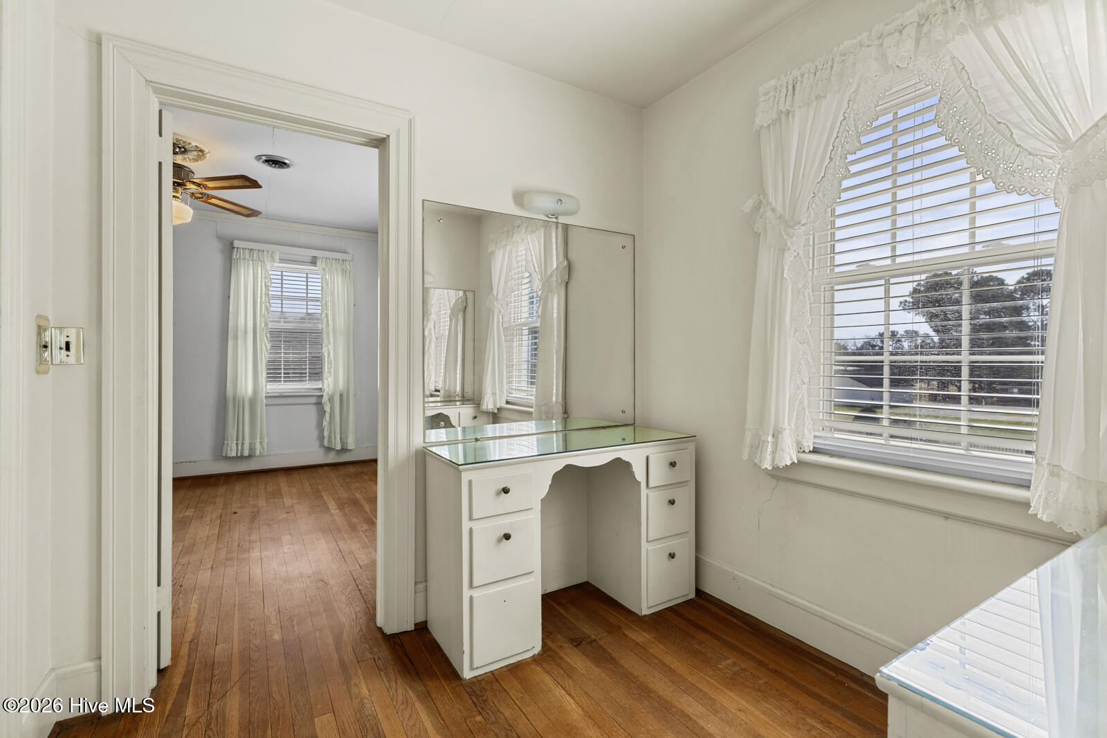 100557416 | Photo 61