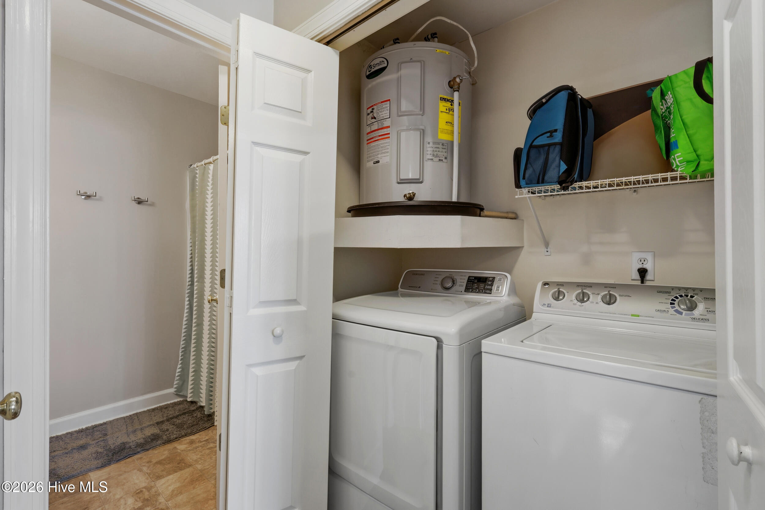 100554521 | Photo 27