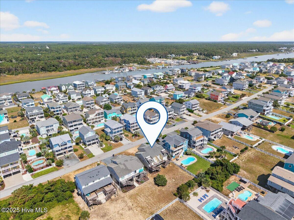 100532820 | Photo 10