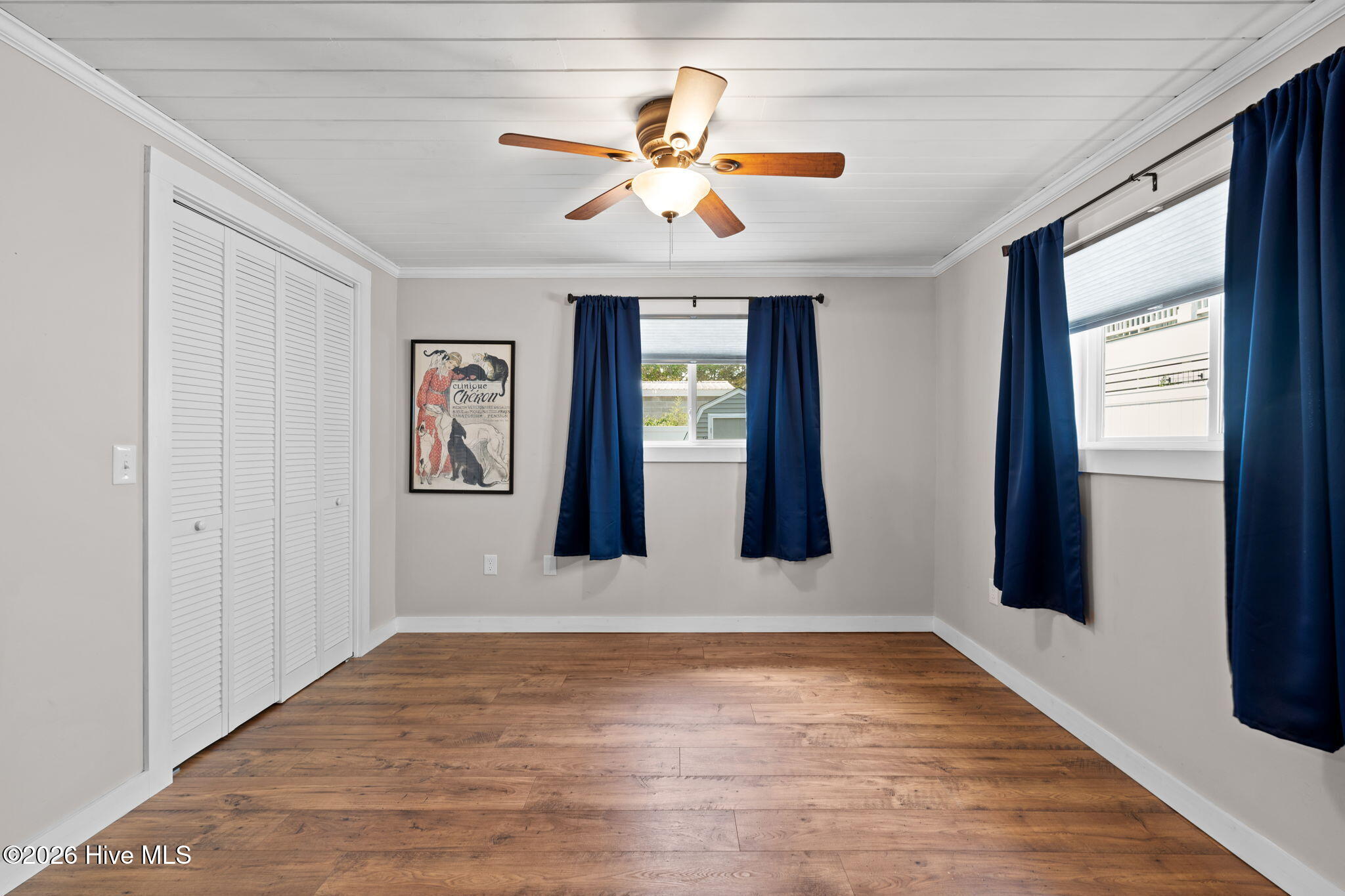 100568132 | Photo 16