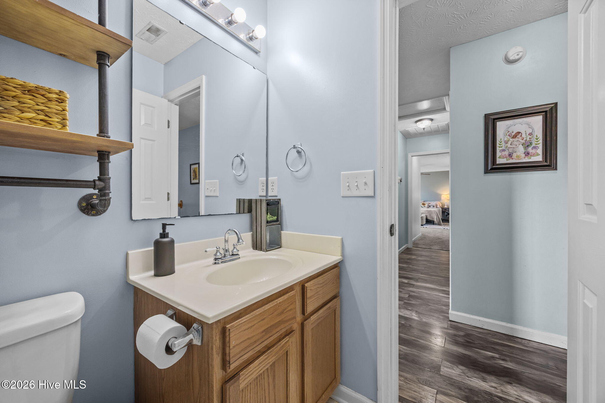 100549492 | Photo 31