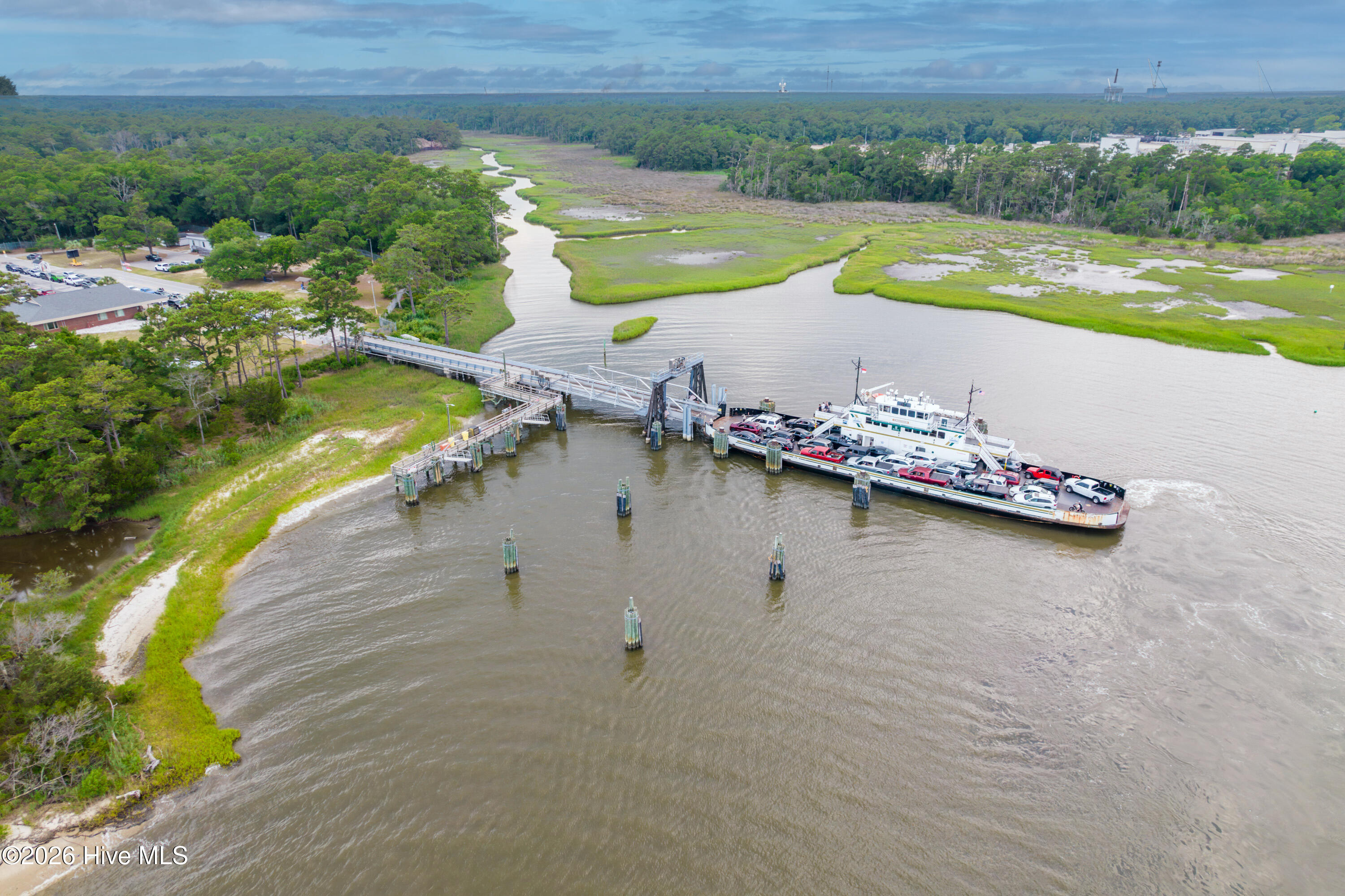 100550113 | Photo 11