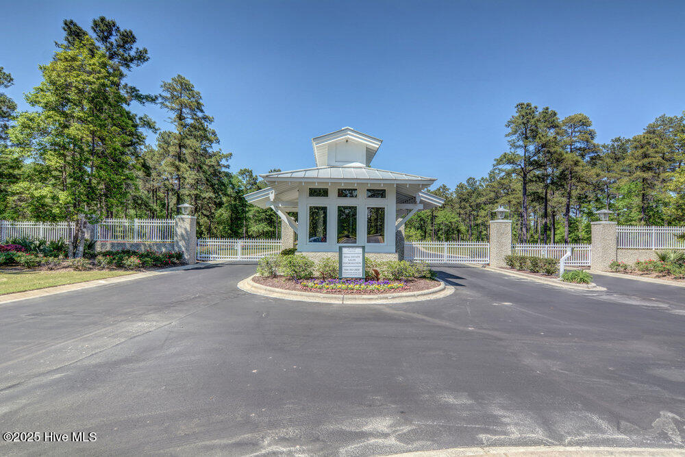 100569066 | Photo 56