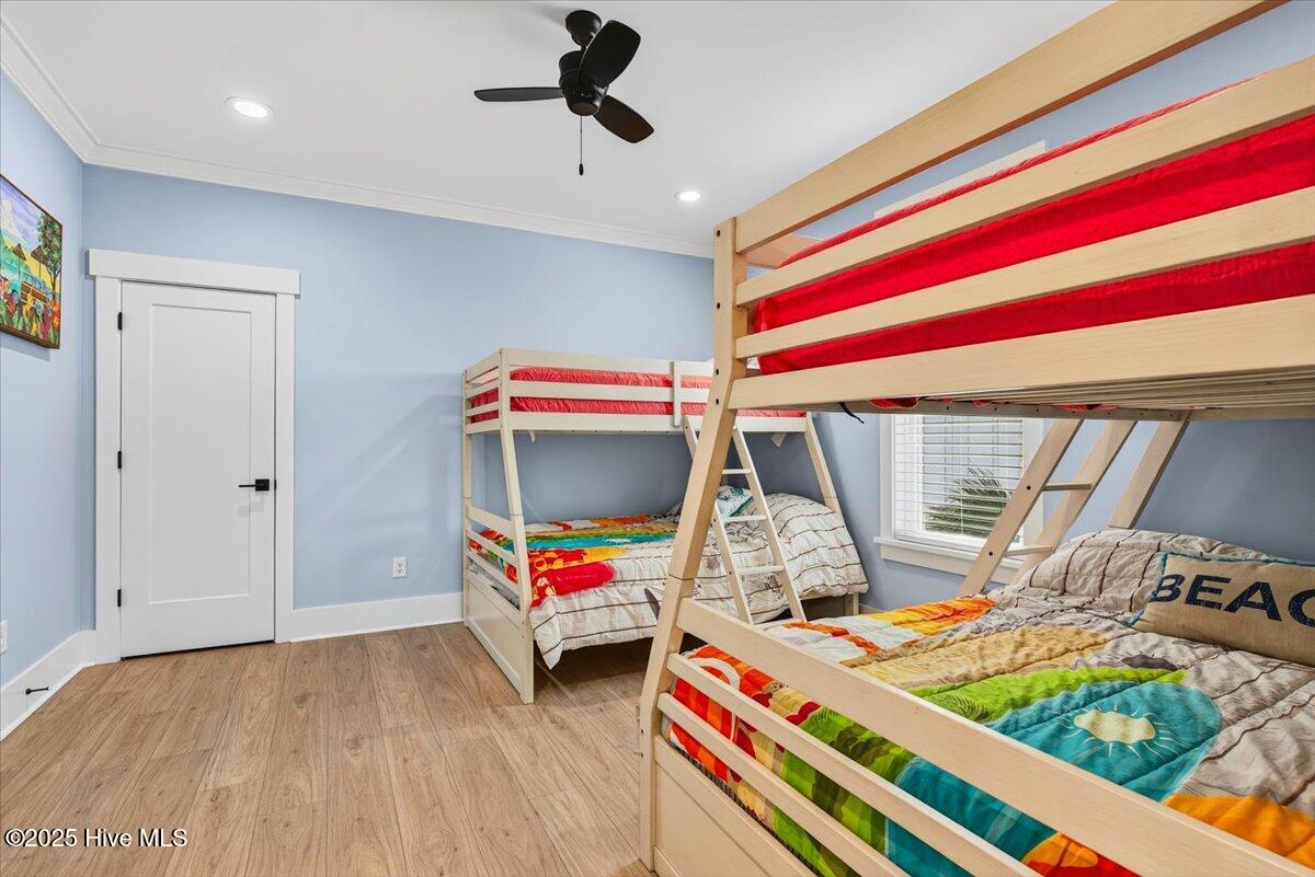 100527813 | Photo 29