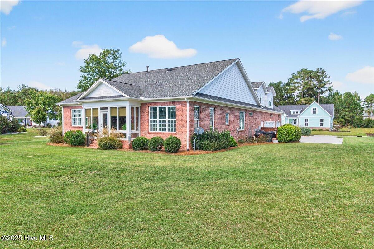 100534521 | Photo 35