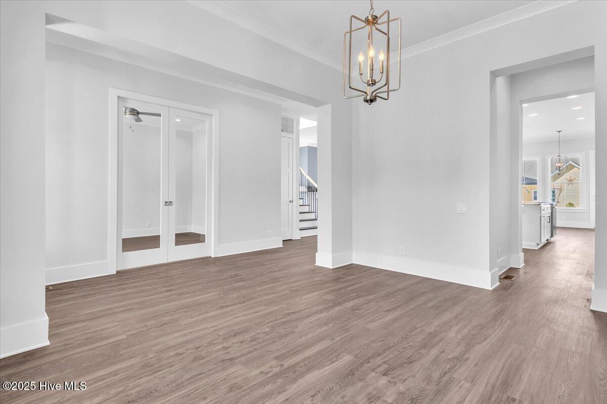 100495724 | Photo 12