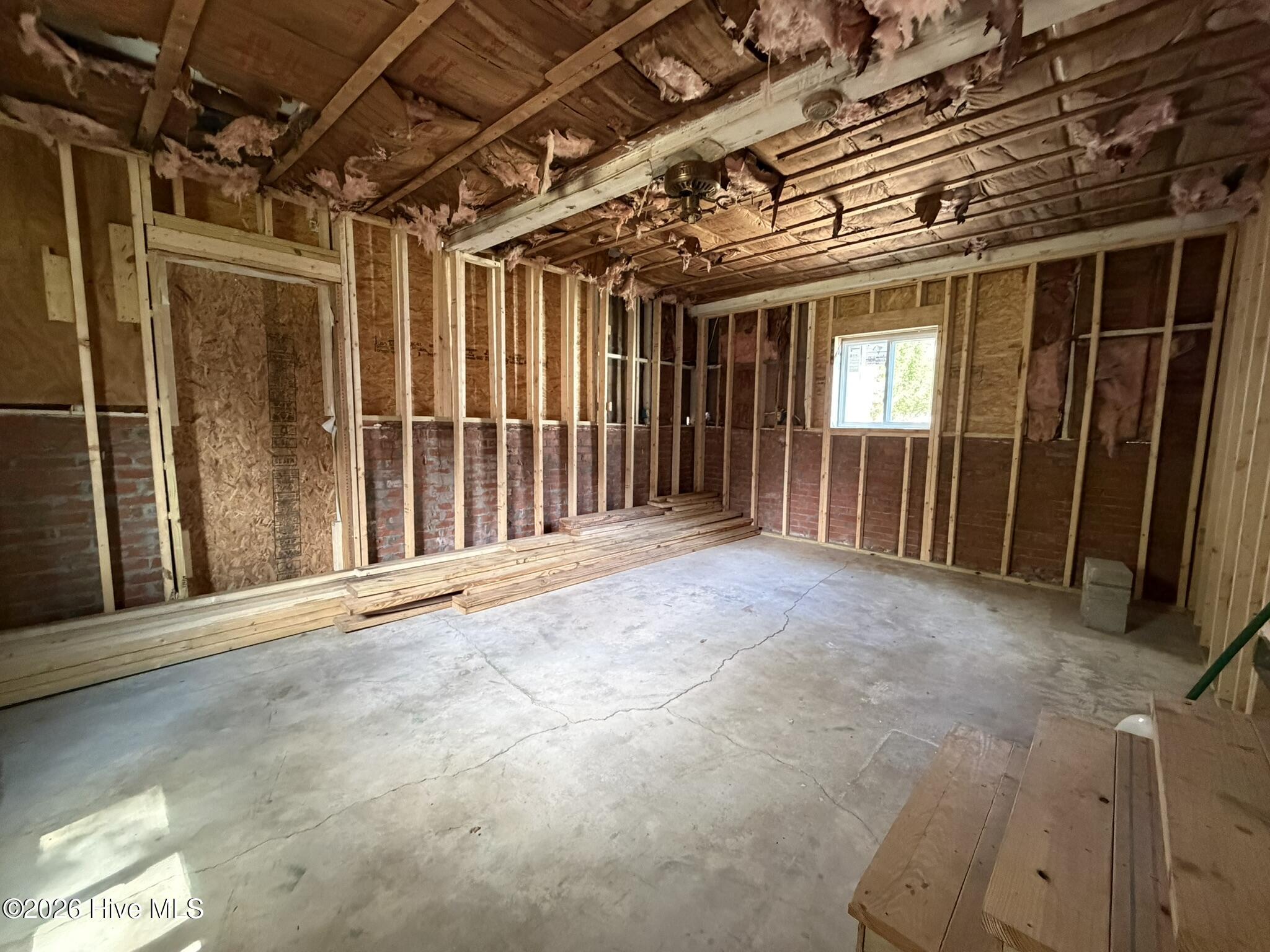 100562528 | Photo 11