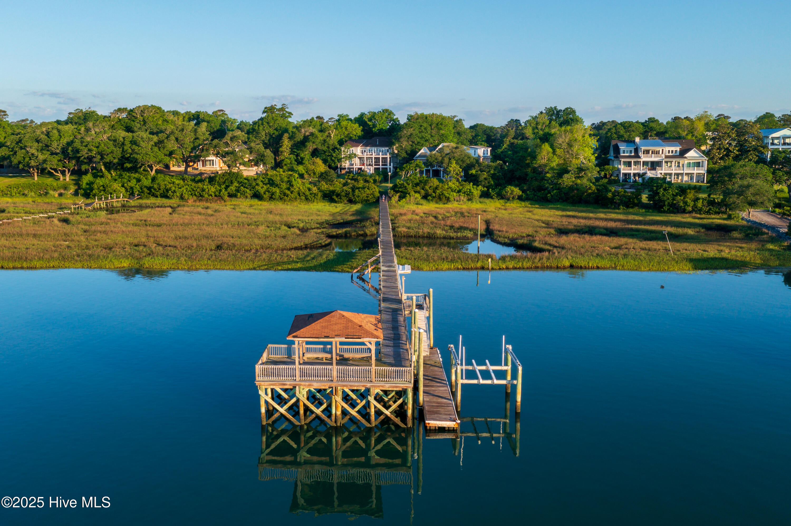 100532268 | Photo 12