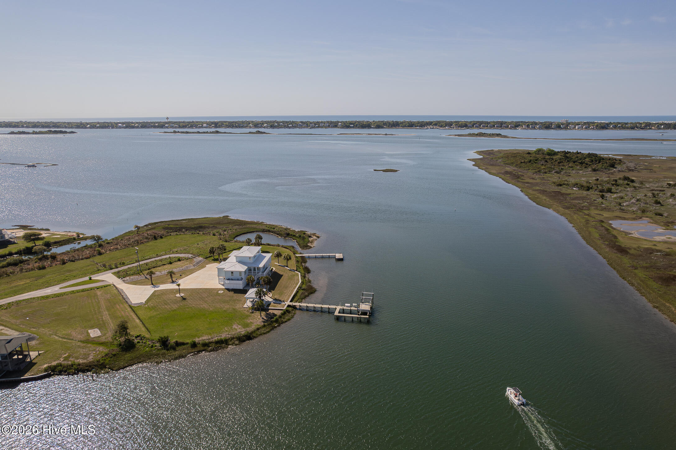 100563969 | Photo 11