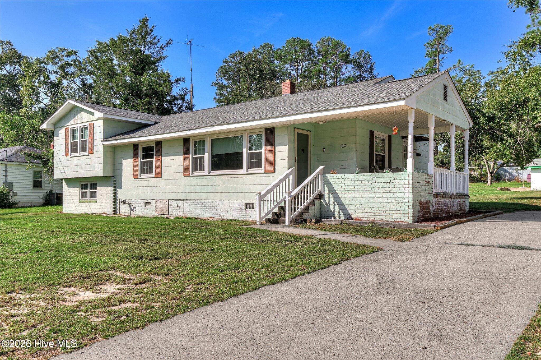 Photo 3 of Single family home for sale at 1937 Fairway Dr, Augusta, GA 30906 | MLS# 100605764 | Listing updated on 2026-09-27