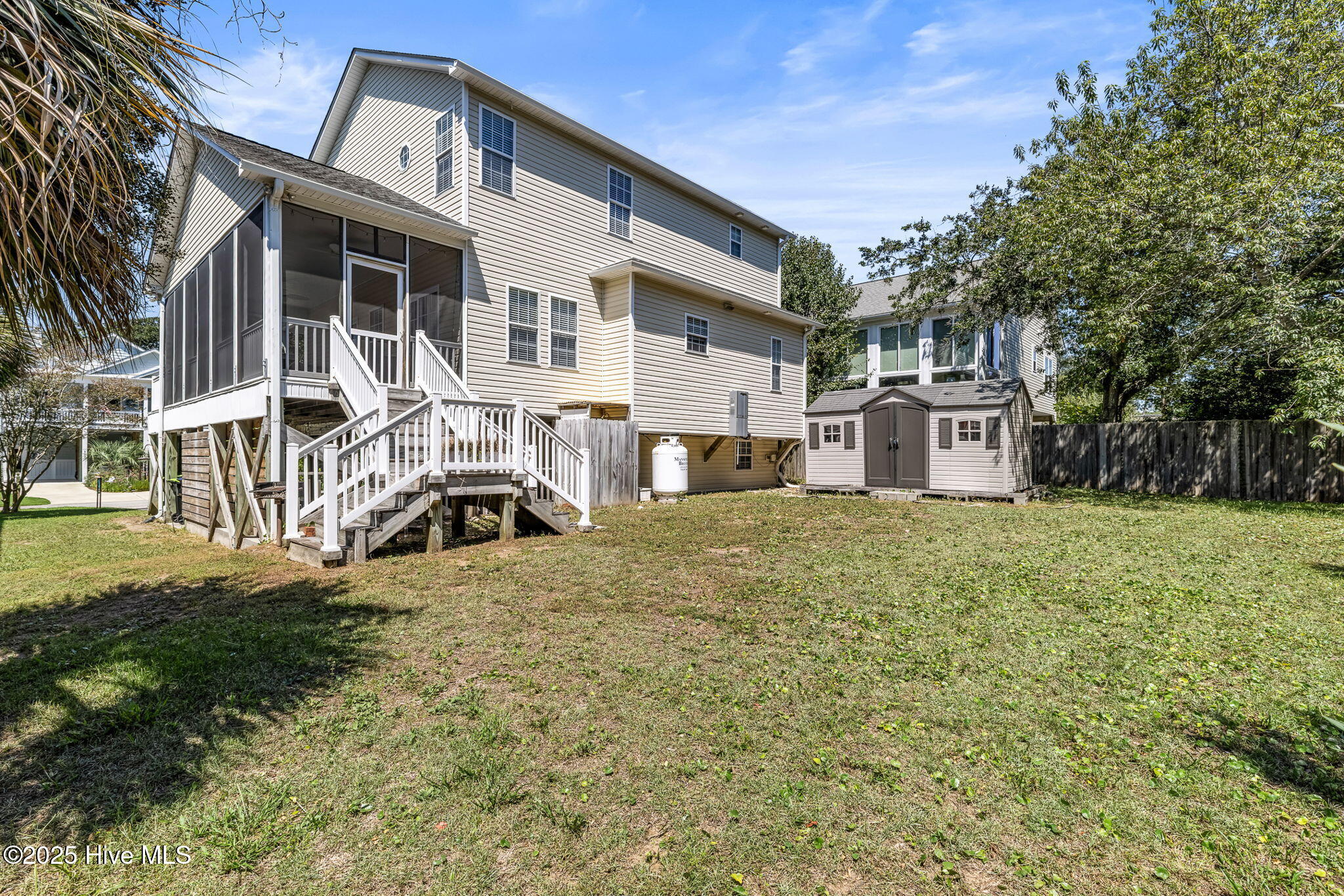 106 SE 44th Street, Oak Island, NC, 28465