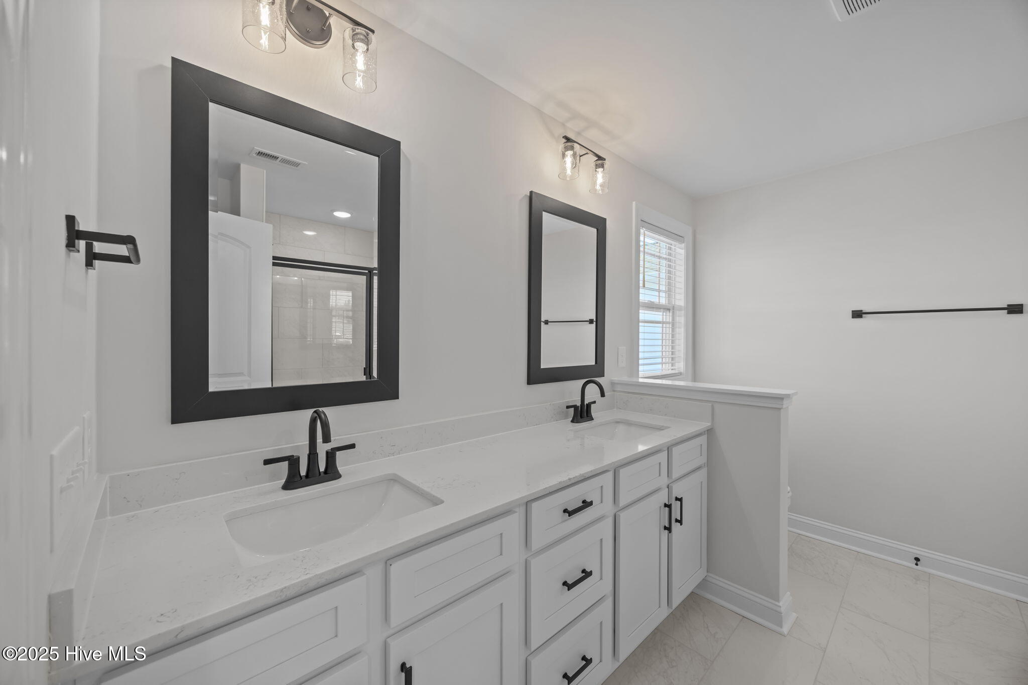 4301 Laurel Ridge Drive UNIT B, Greenville, NC, 27834