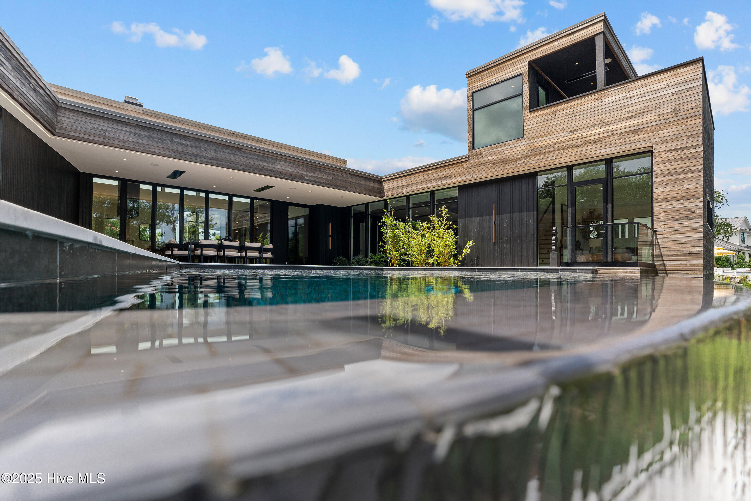 Homes for sale in Wilmington, NC | 625 Dundee Dr, Wilmington, NC 28405 | MLS# 100551085