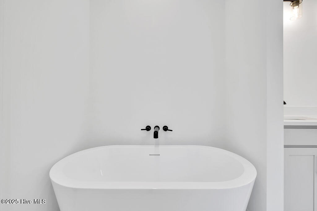 100528868 | Photo 21