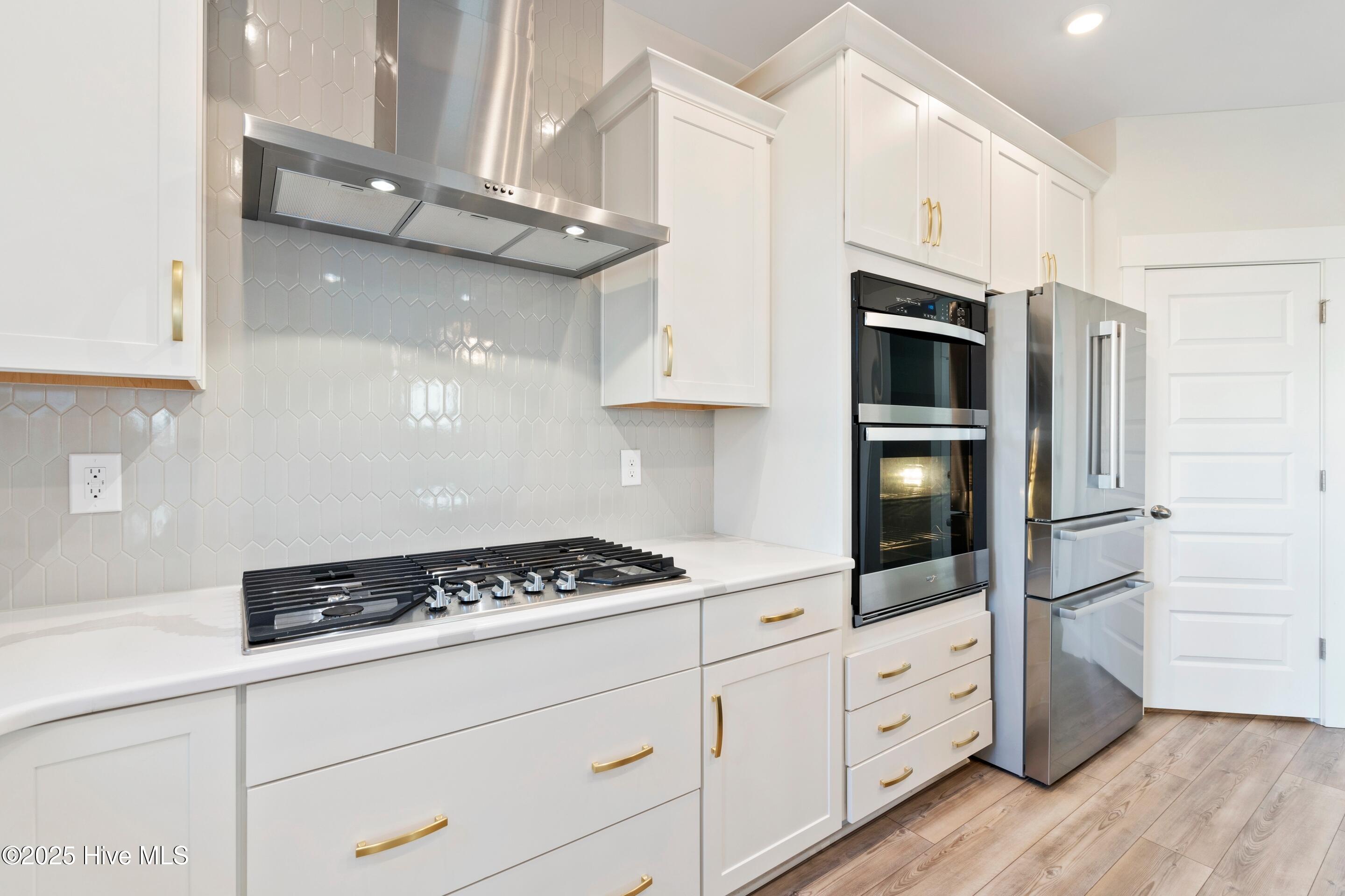 100547045 | Photo 20