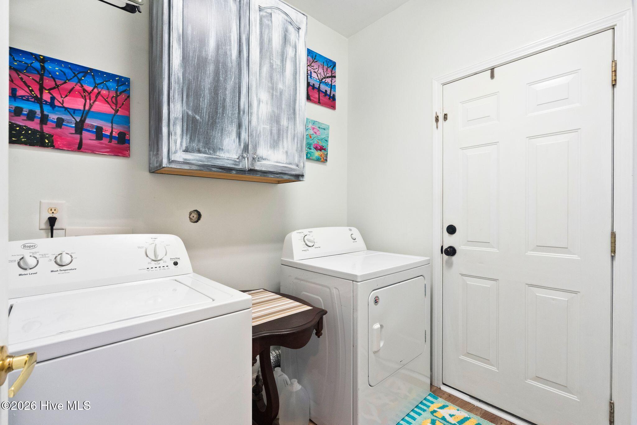 100570513 | Photo 39