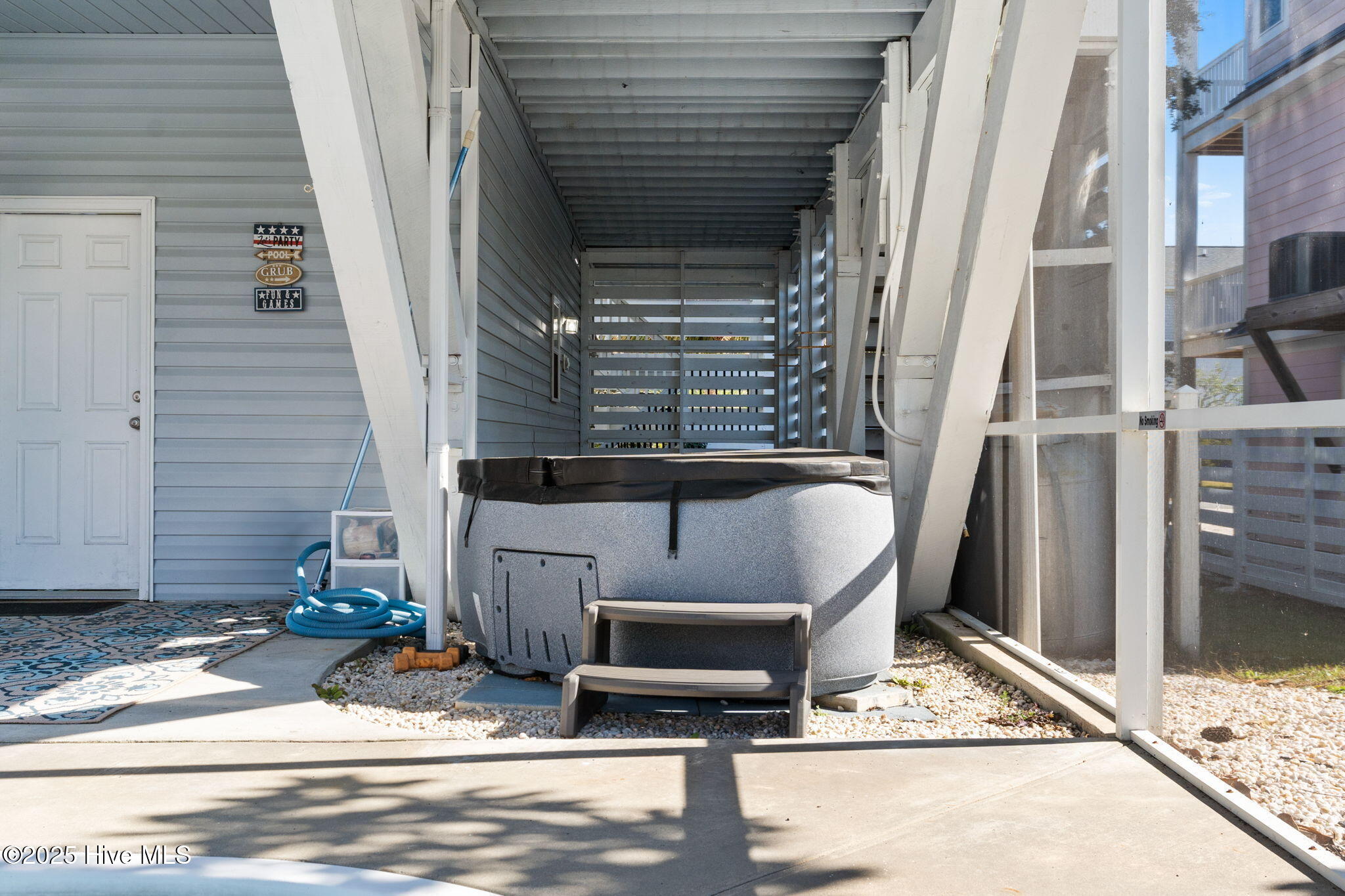 100542158 | Photo 13