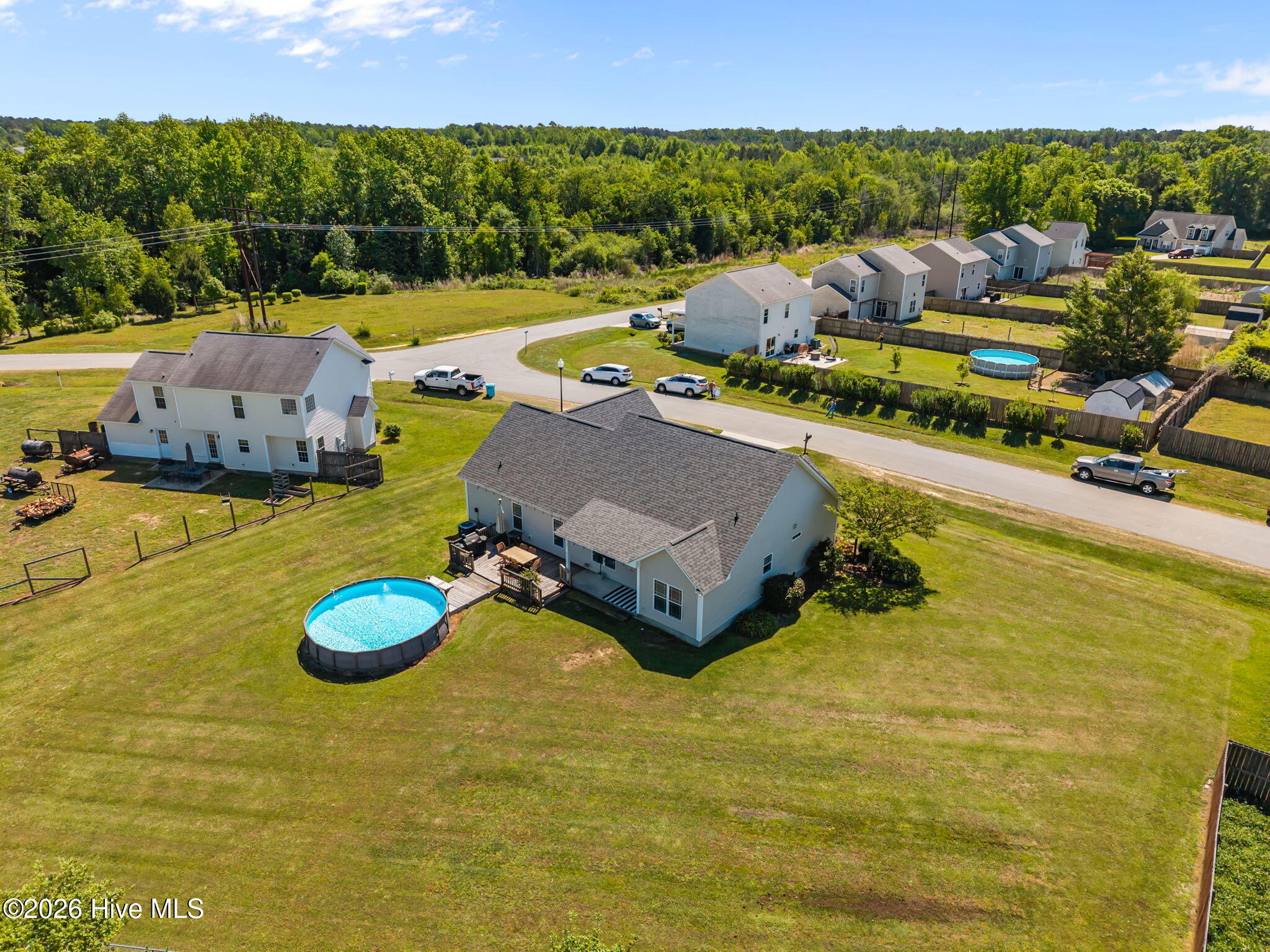 100567595 | Photo 26