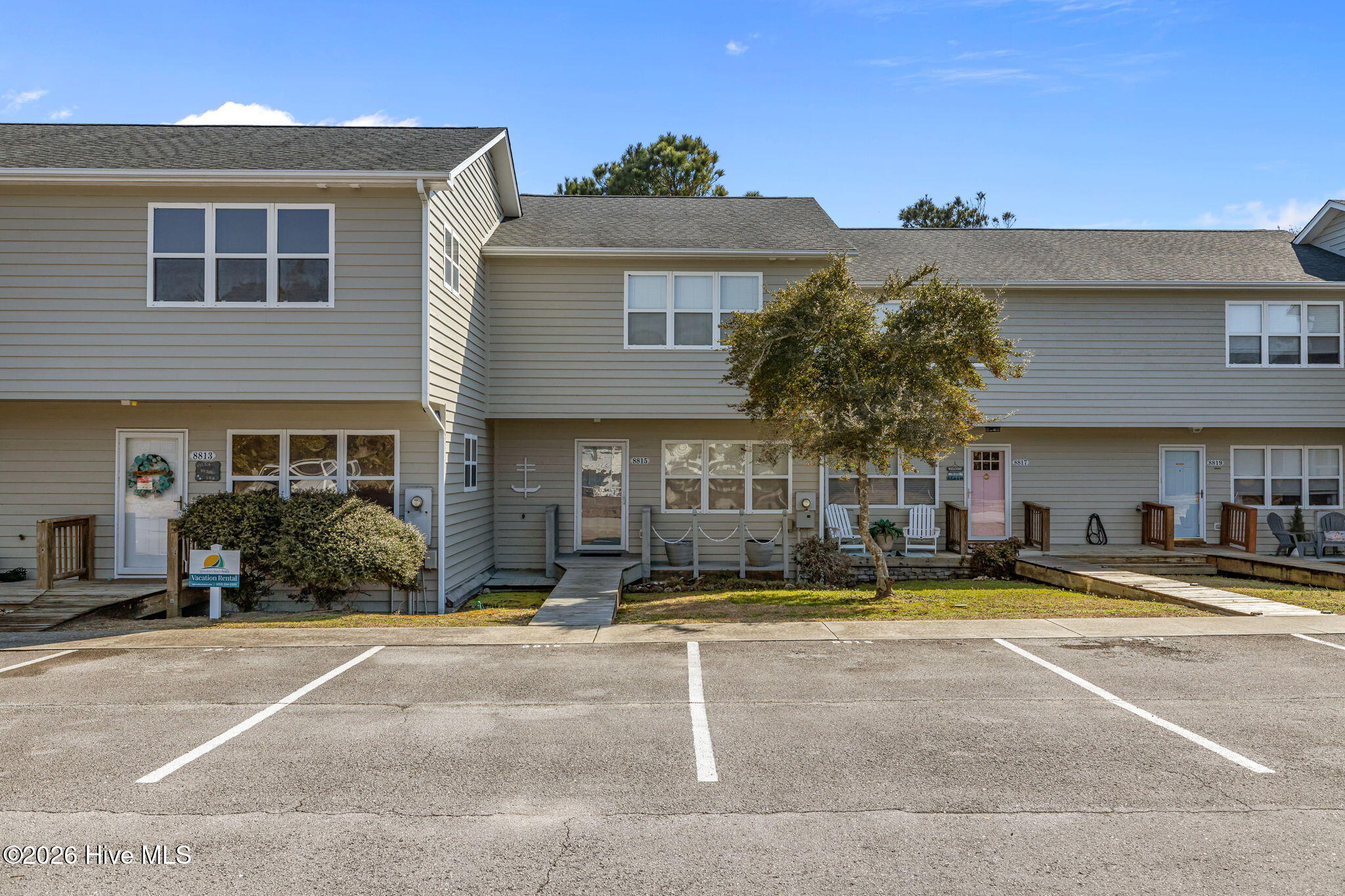 100557807 | Photo 37