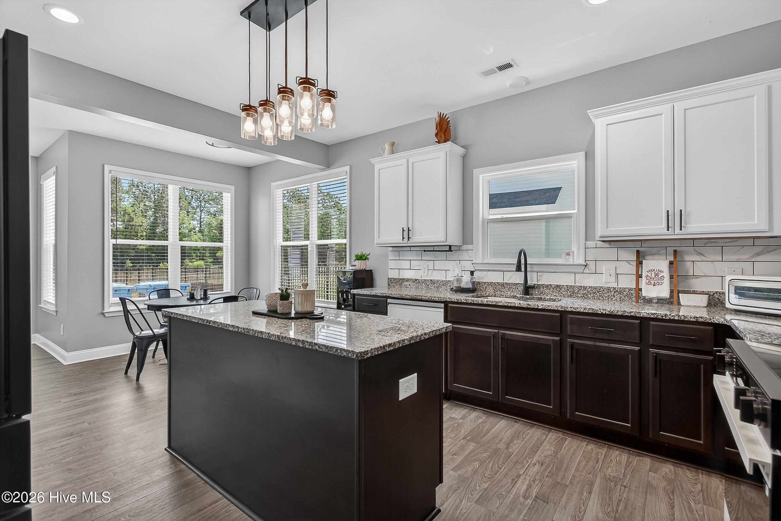 337 SW Plantation Drive,Maple Hill