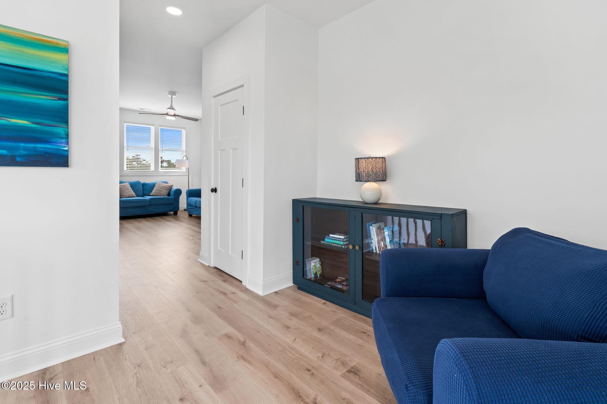 100548634 | Photo 28