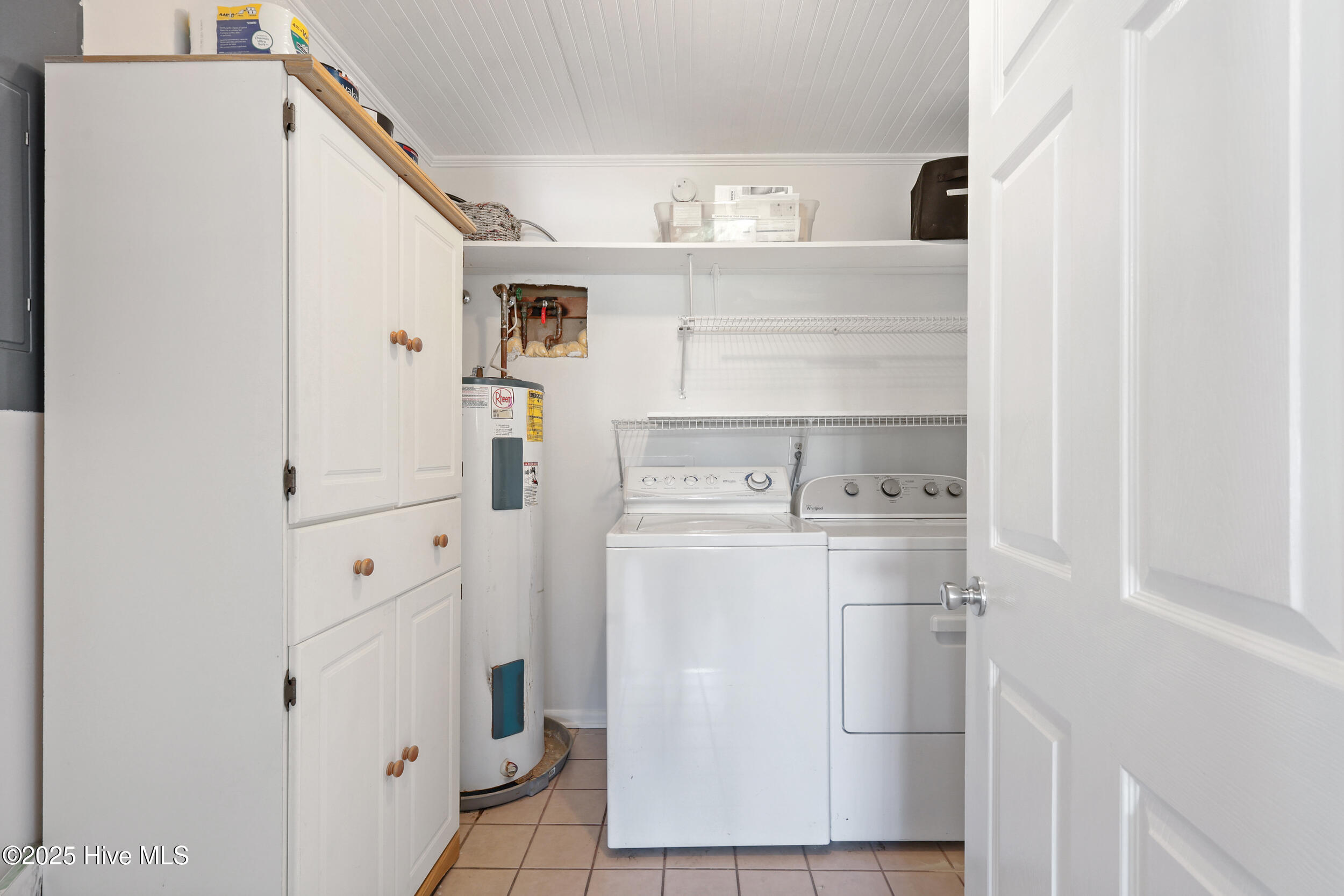 100559717 | Photo 18