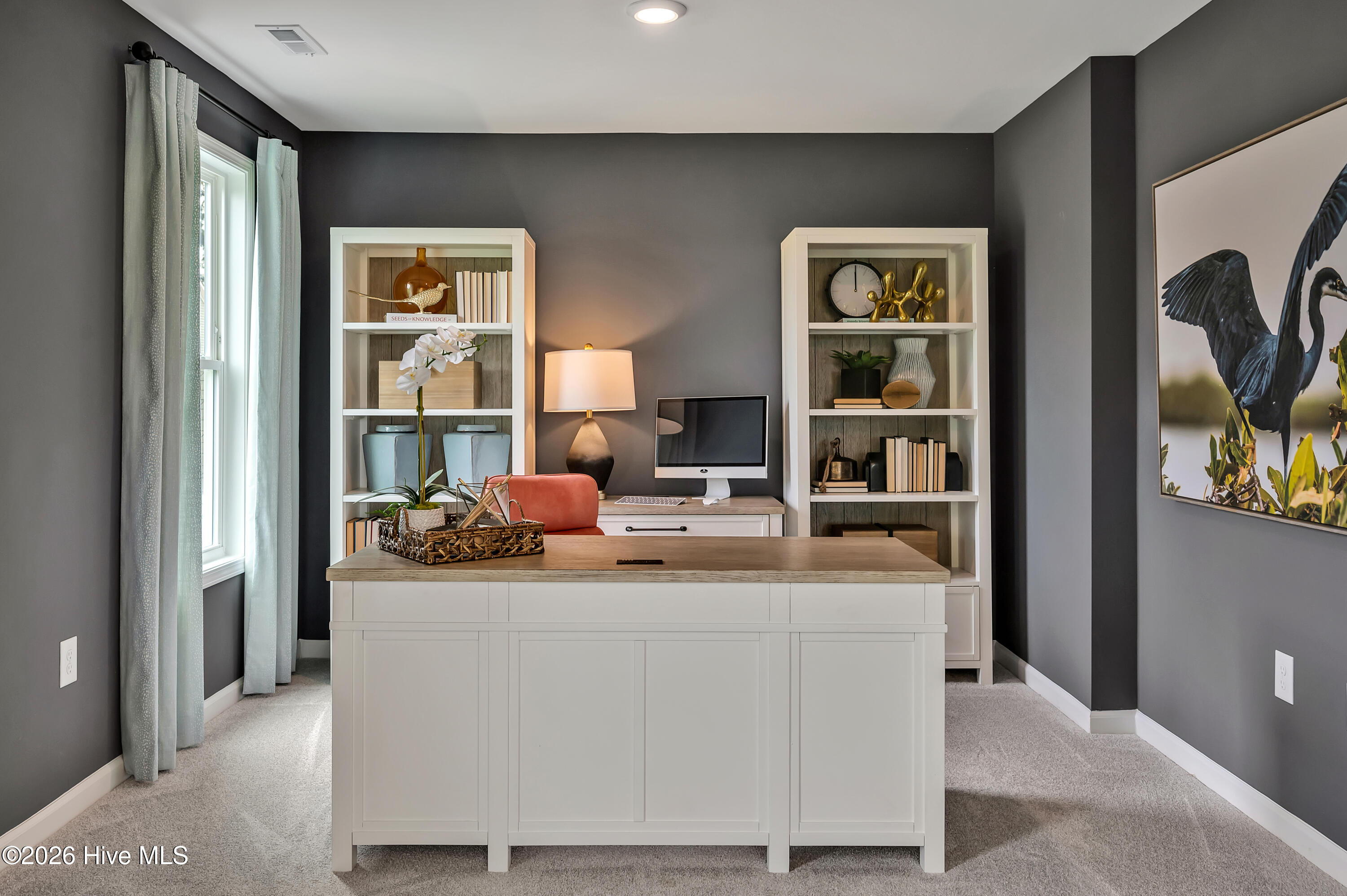 100548090 | Photo 31