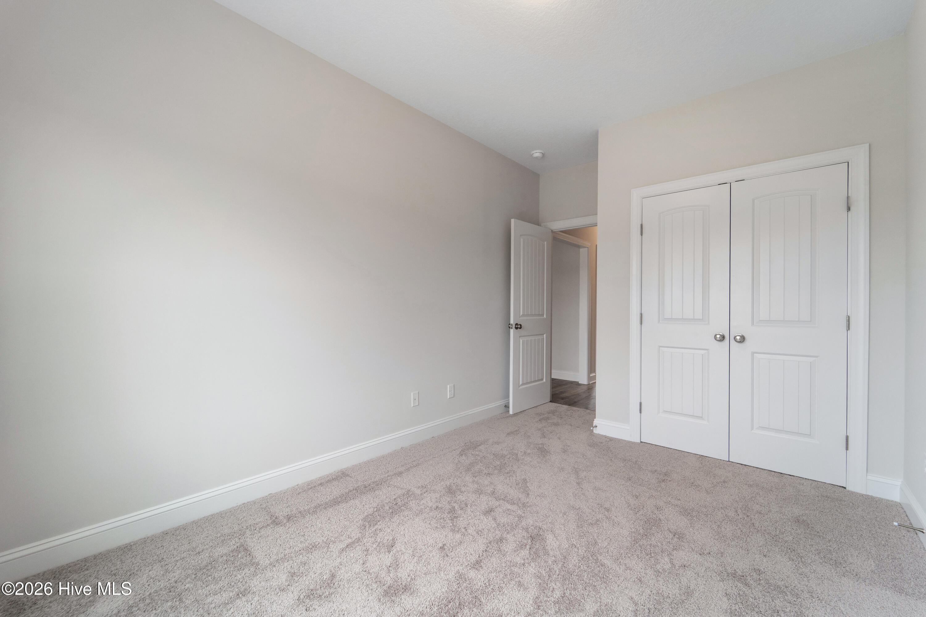 100523498 | Photo 24